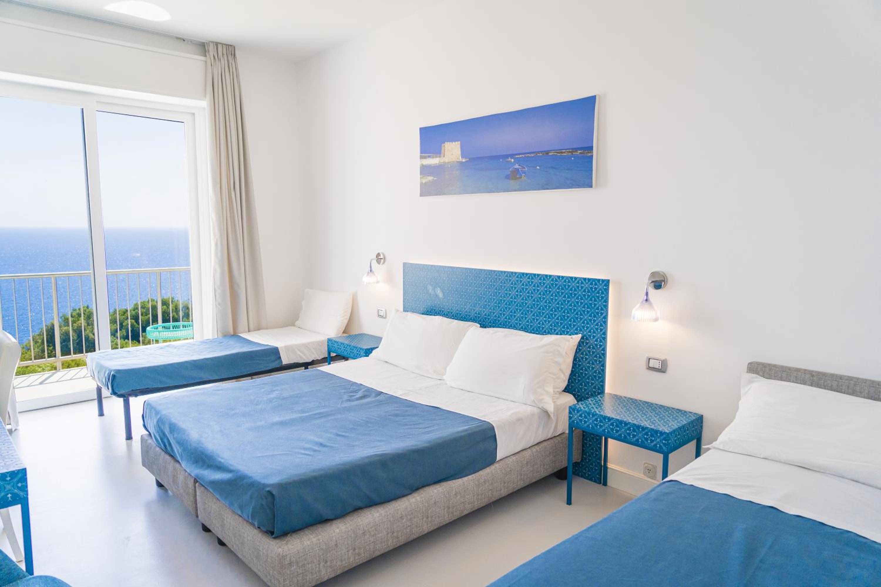 Family Room with Sea View - Photo 17