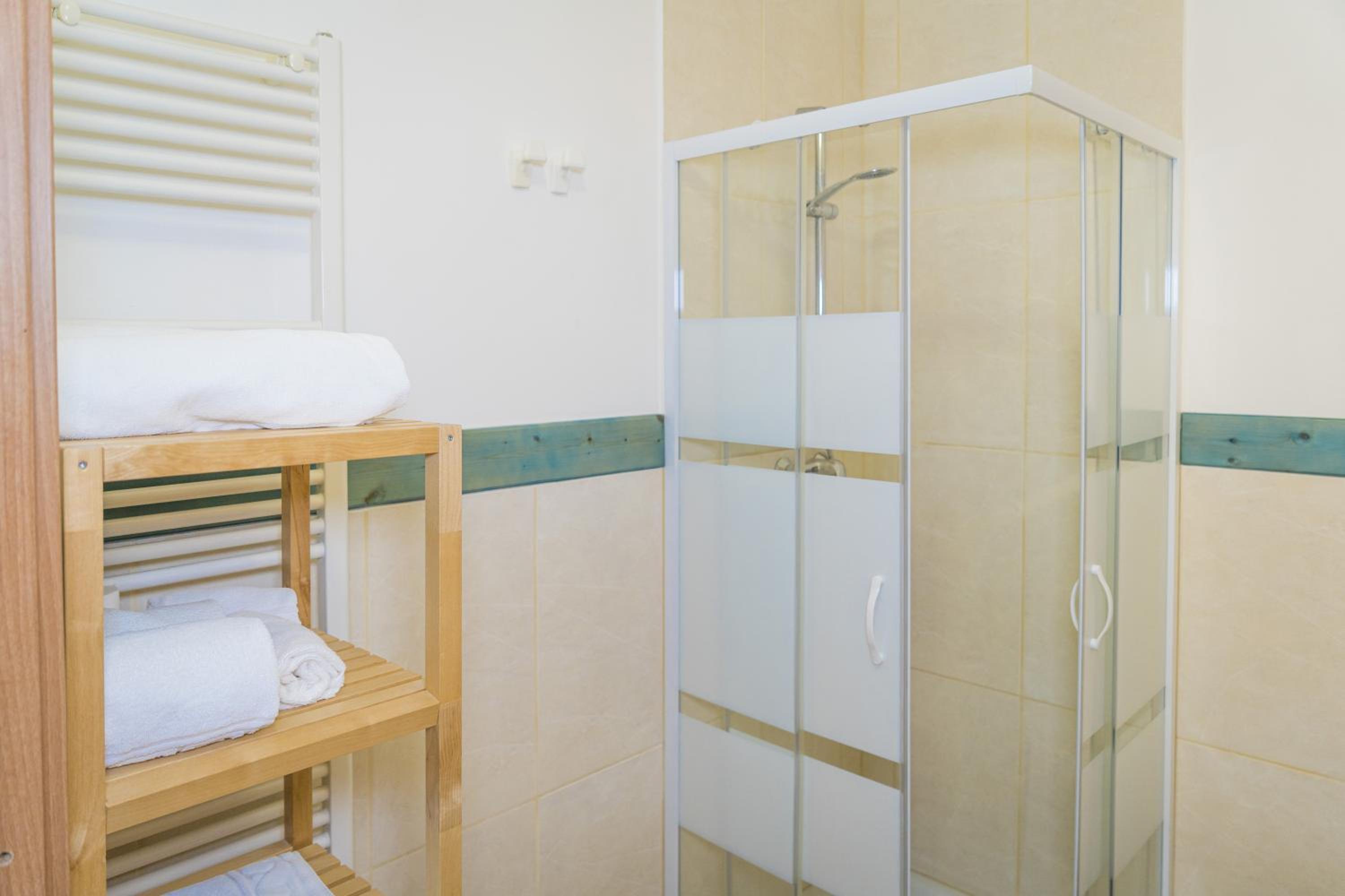 Double Room with Sea View - Photo 5