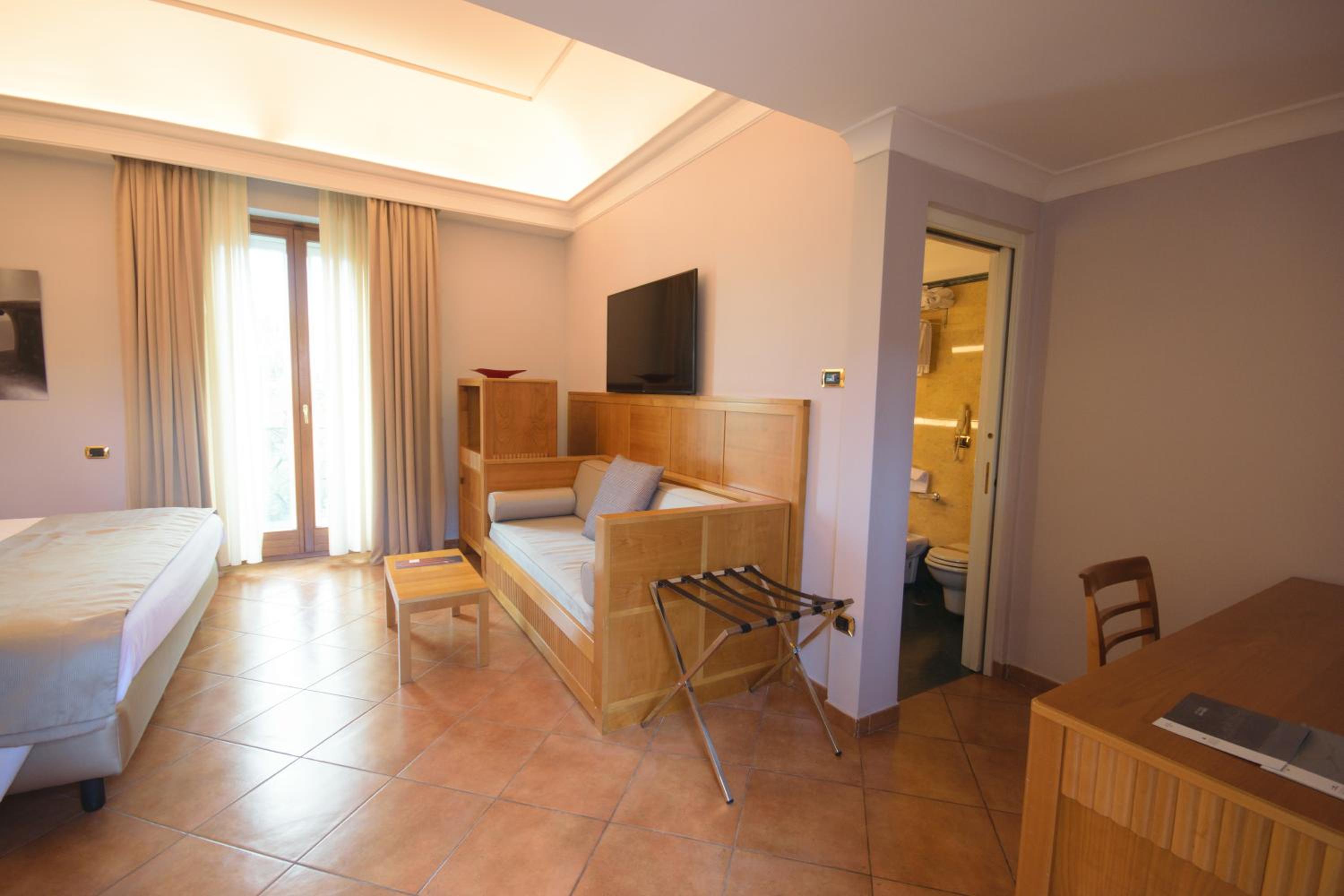 Junior Suite - Photo 7