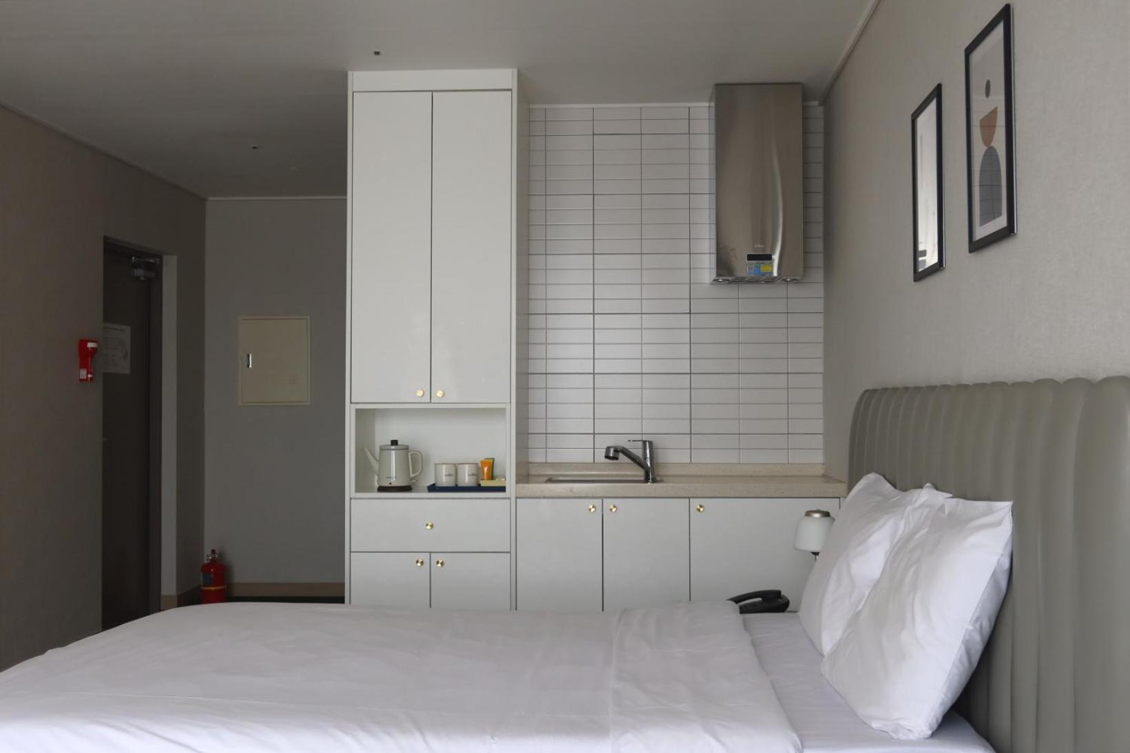 Deluxe Double Room - Photo 4