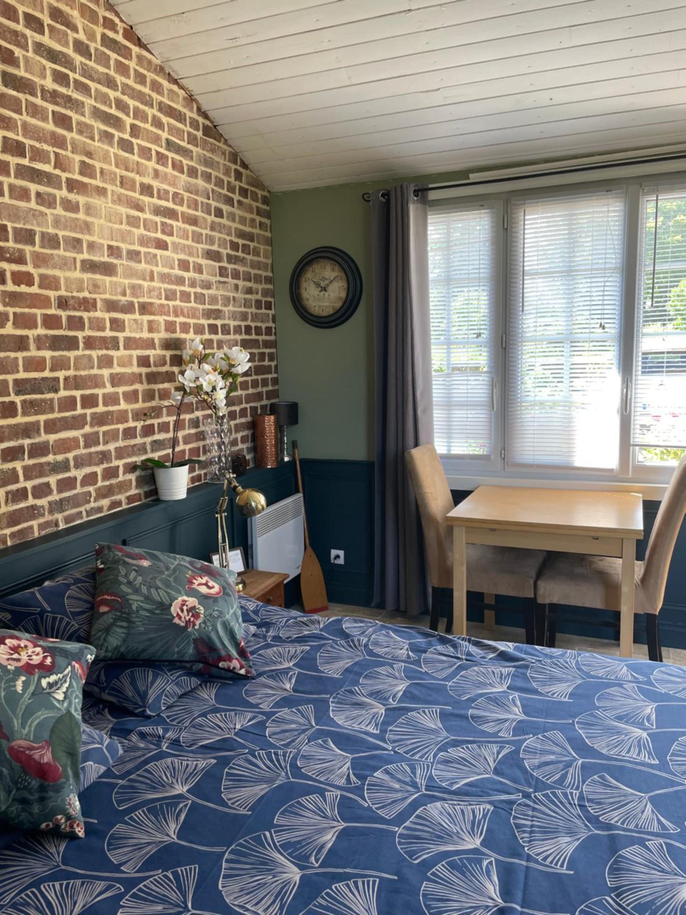 Double Room with Park View - Photo 3