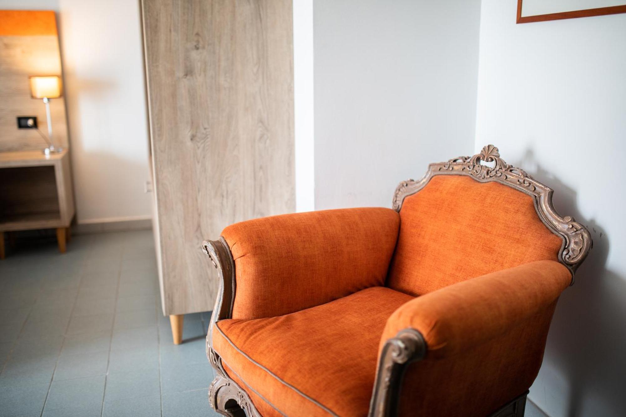 Double Room - Photo 14