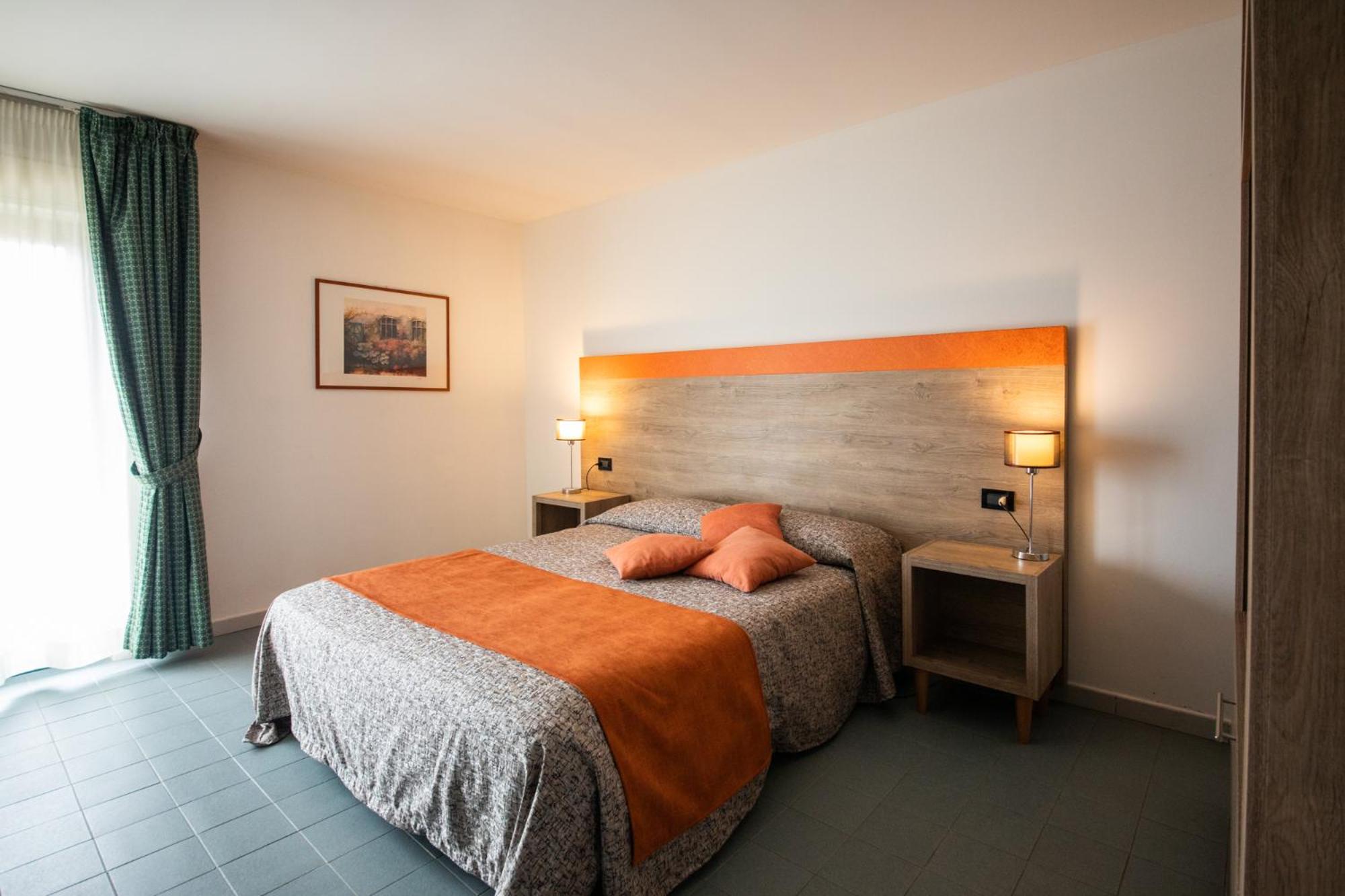 Double Room - Photo 6