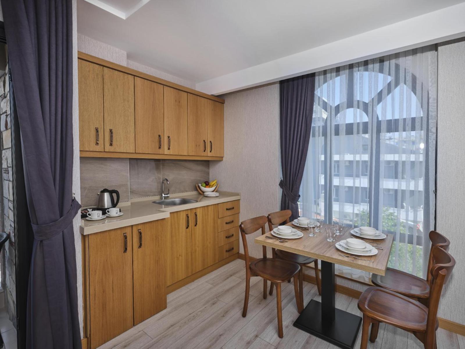 Suite with Sea View - Photo 7