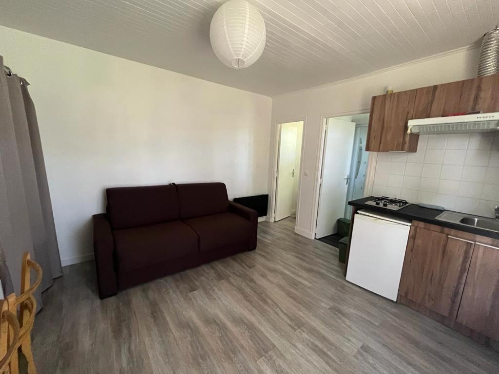 One-Bedroom House - Photo 3
