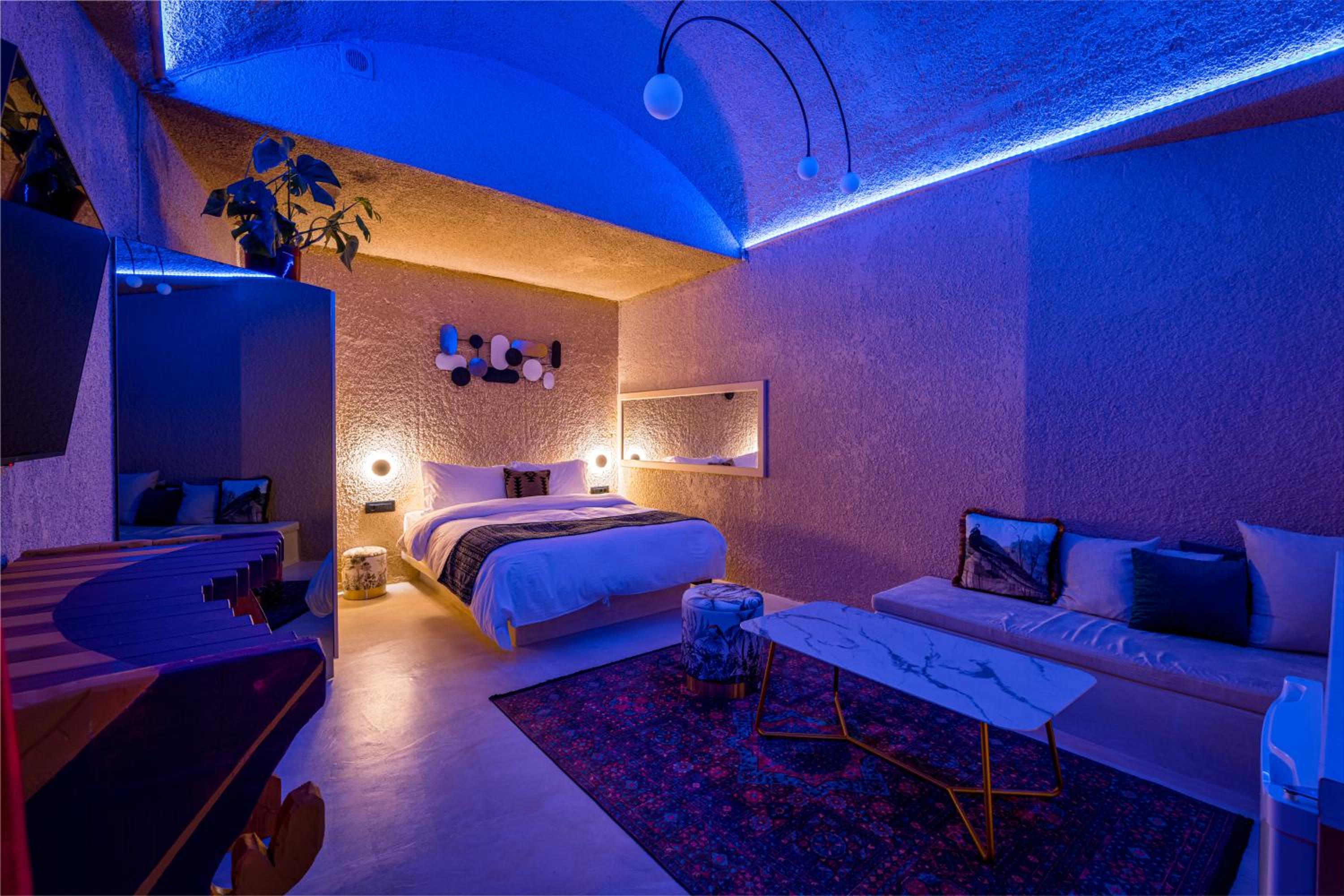 Standard Double Room - Photo 7