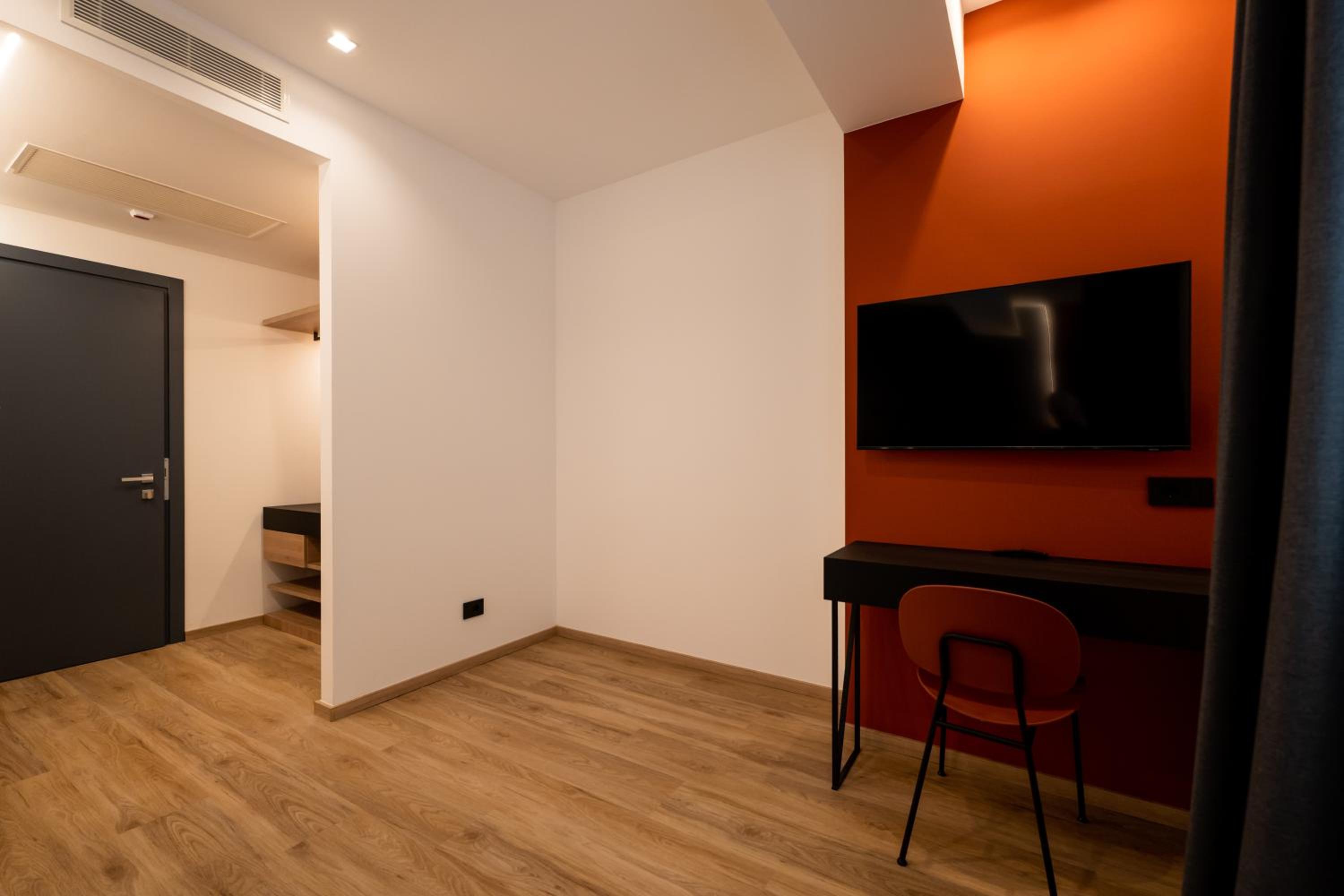 Classic Double Room Plus - Photo 2