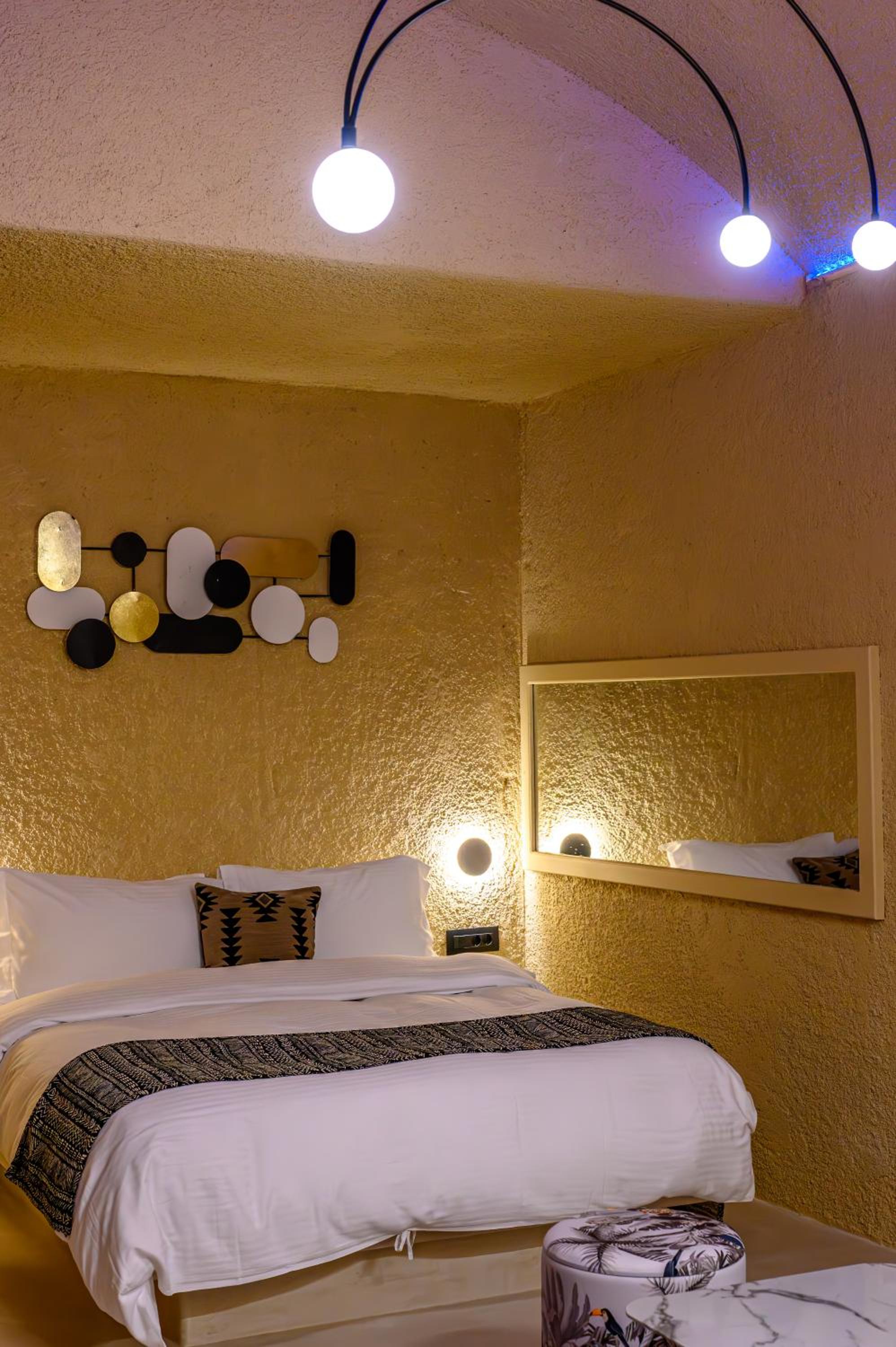 Standard Double Room - Photo 2