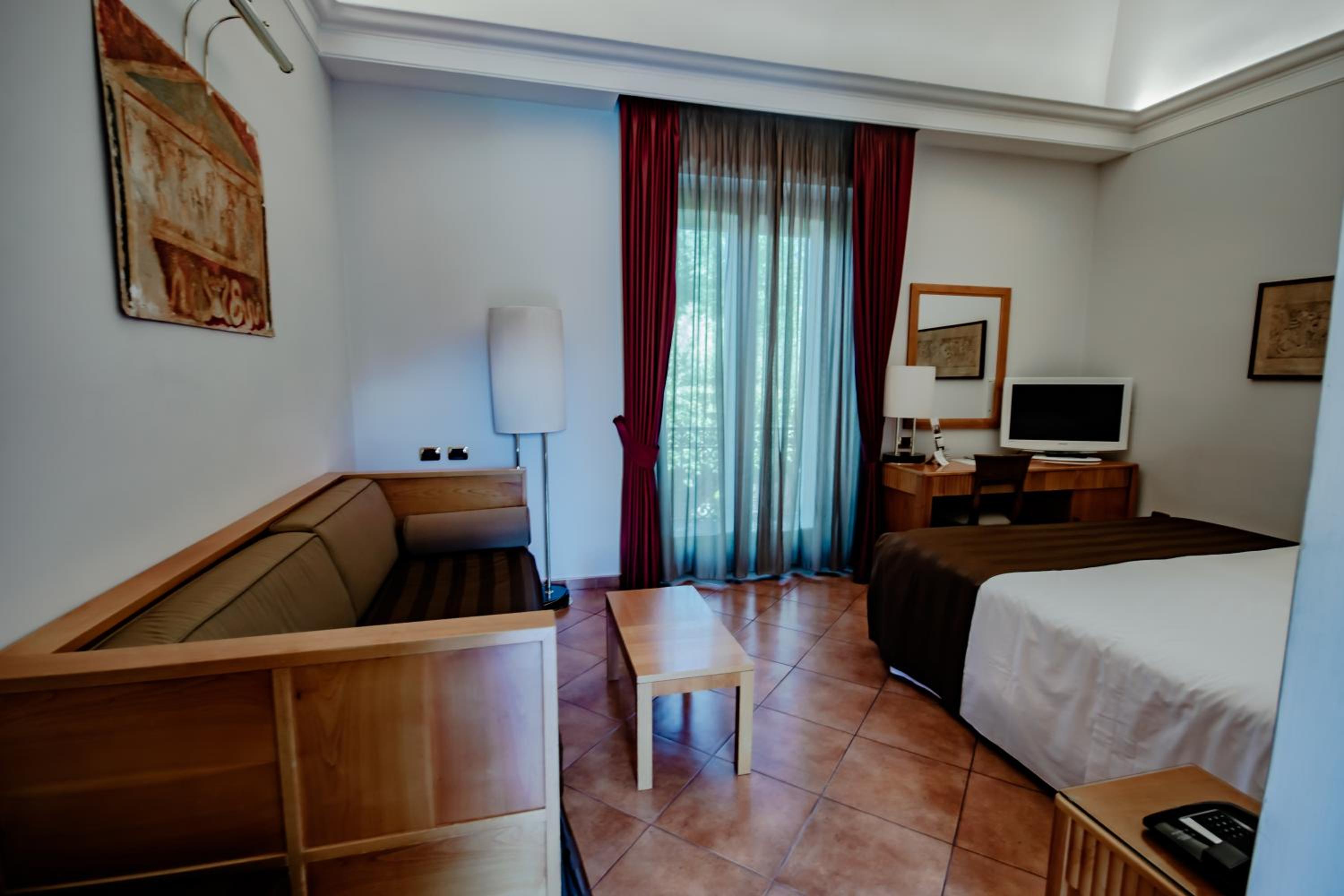 Superior Double Room - Photo 4