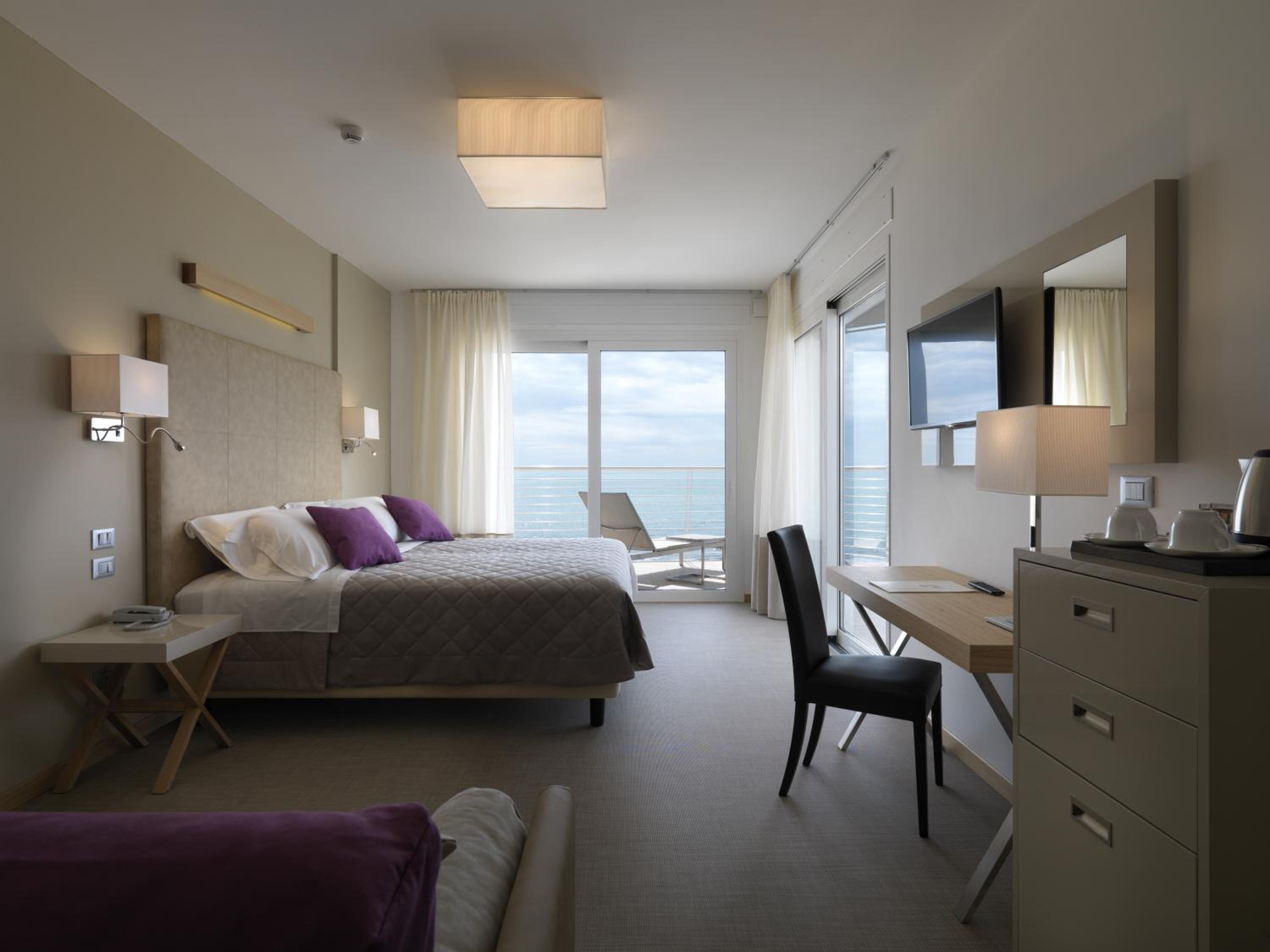 Premium Double or Twin Room with Sea View photo 1