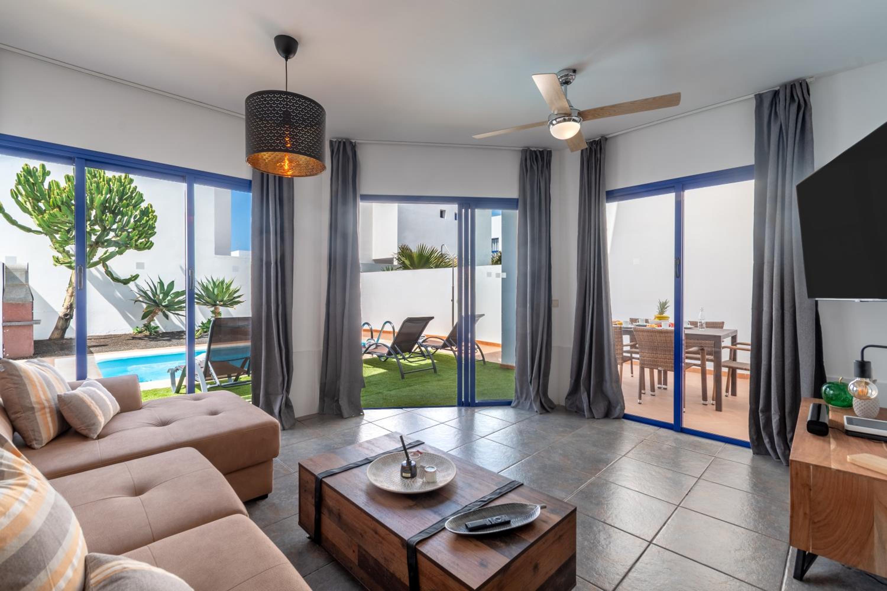 Villa de Tres Habitaciones