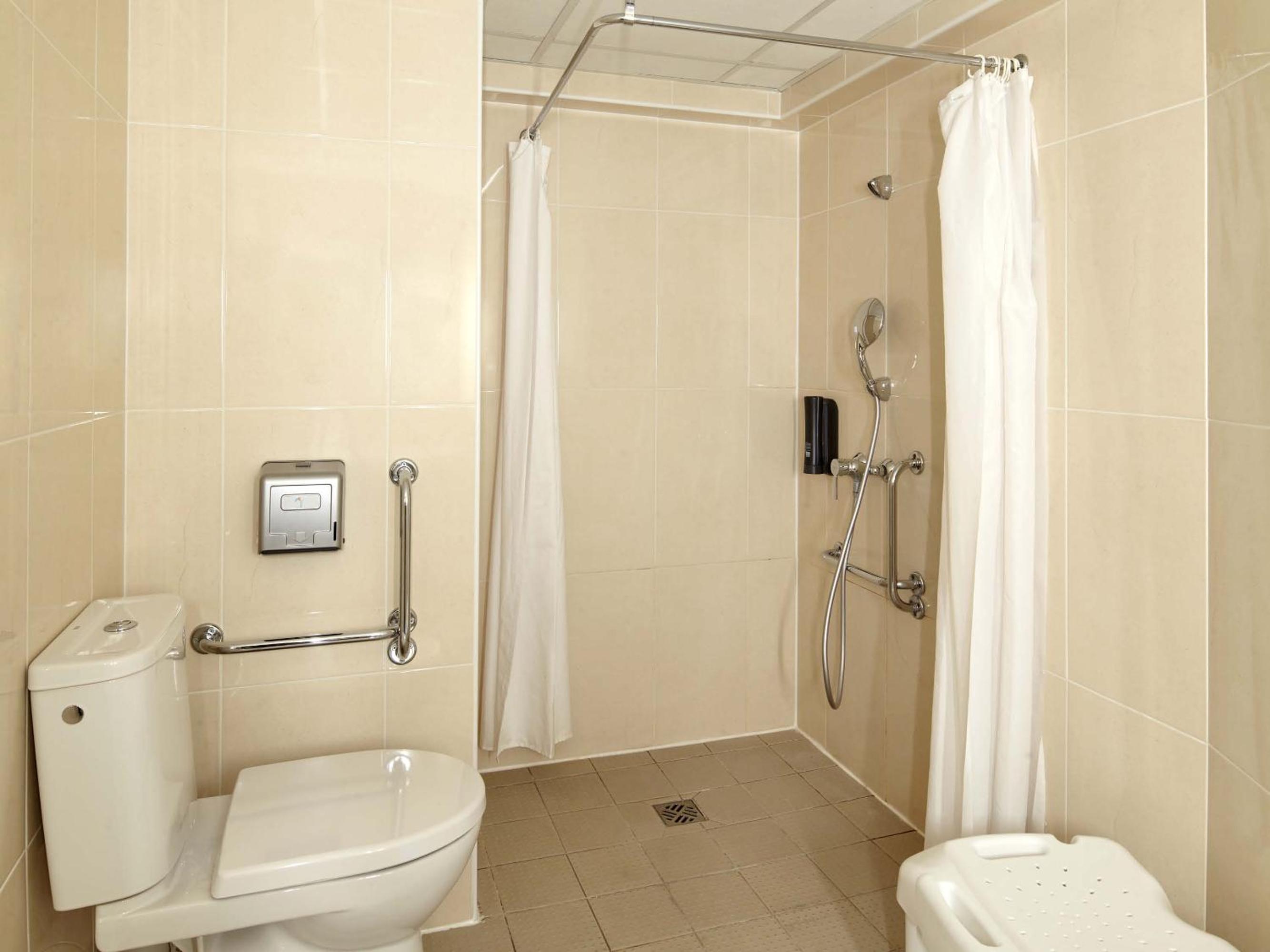 Double Room - Disability Access photo 3