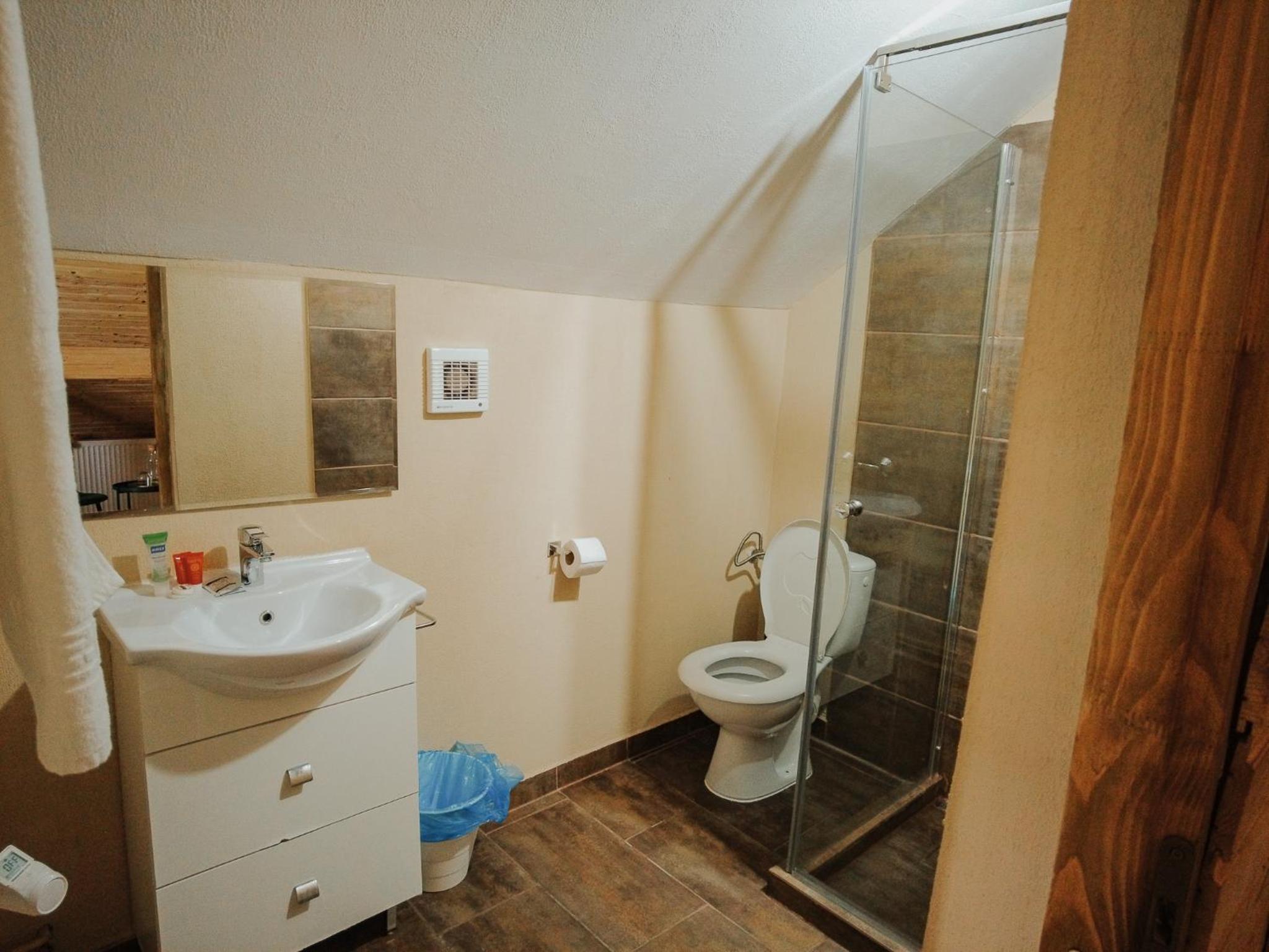 Deluxe Family Room - Photo 5