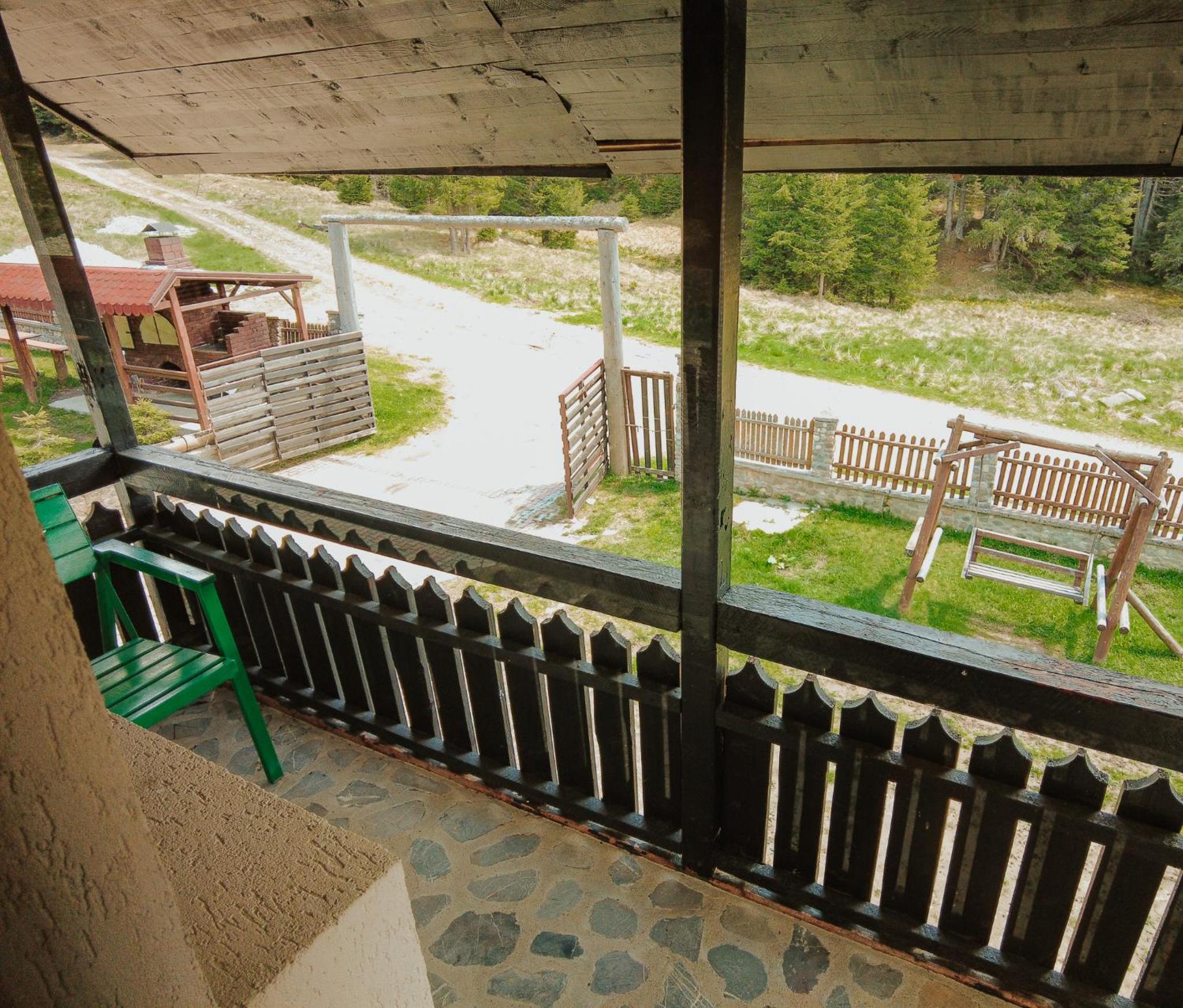 Double Room with Balcony - Photo 2
