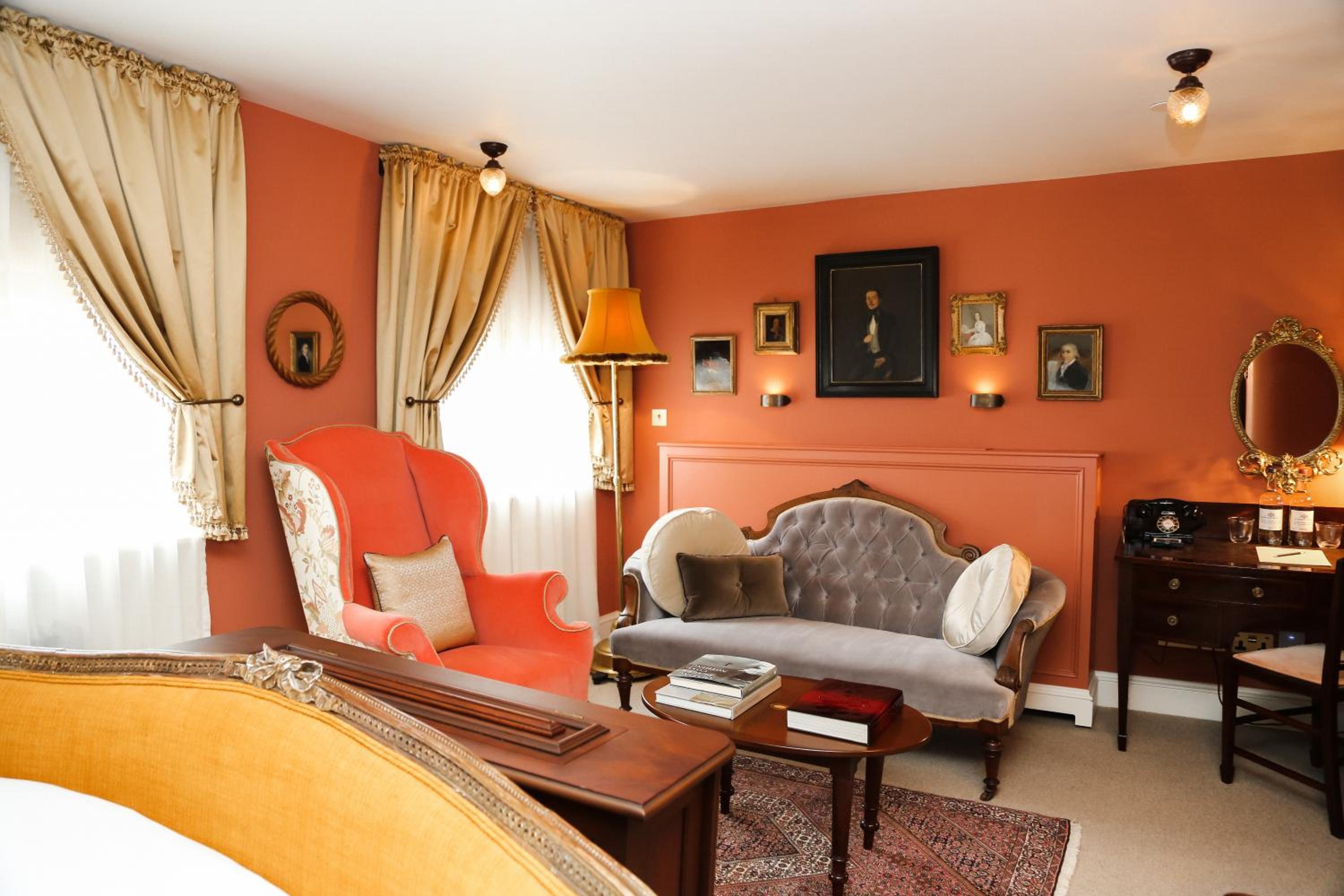 Superior King Room photo 1