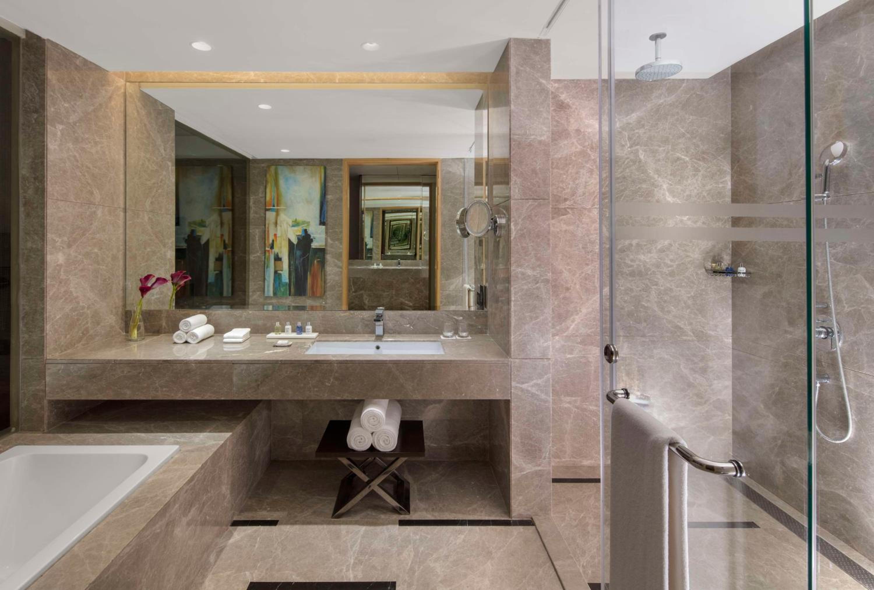Executive Suite - 15% Dis on FnB
