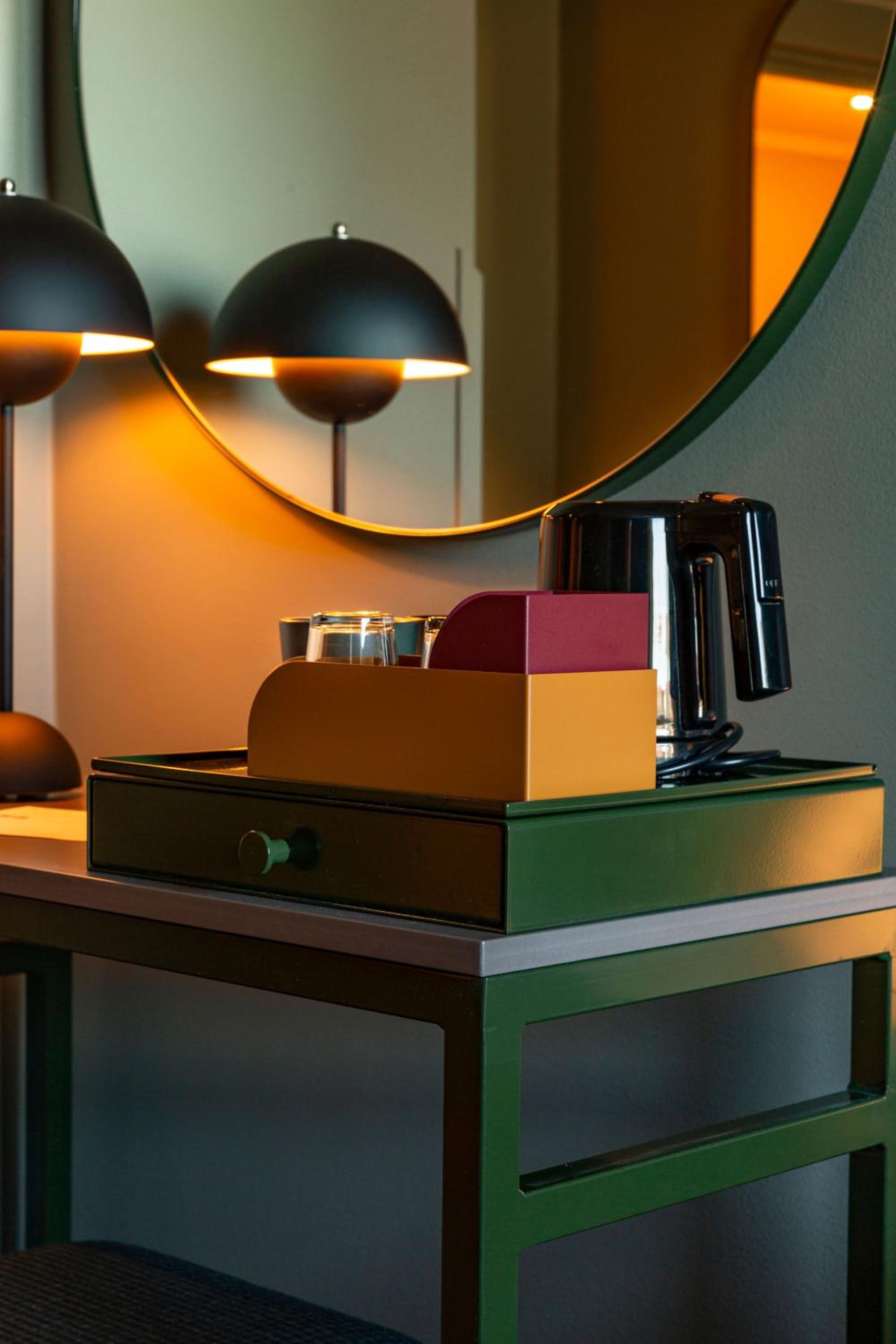 Standard Twin Room - Photo 8
