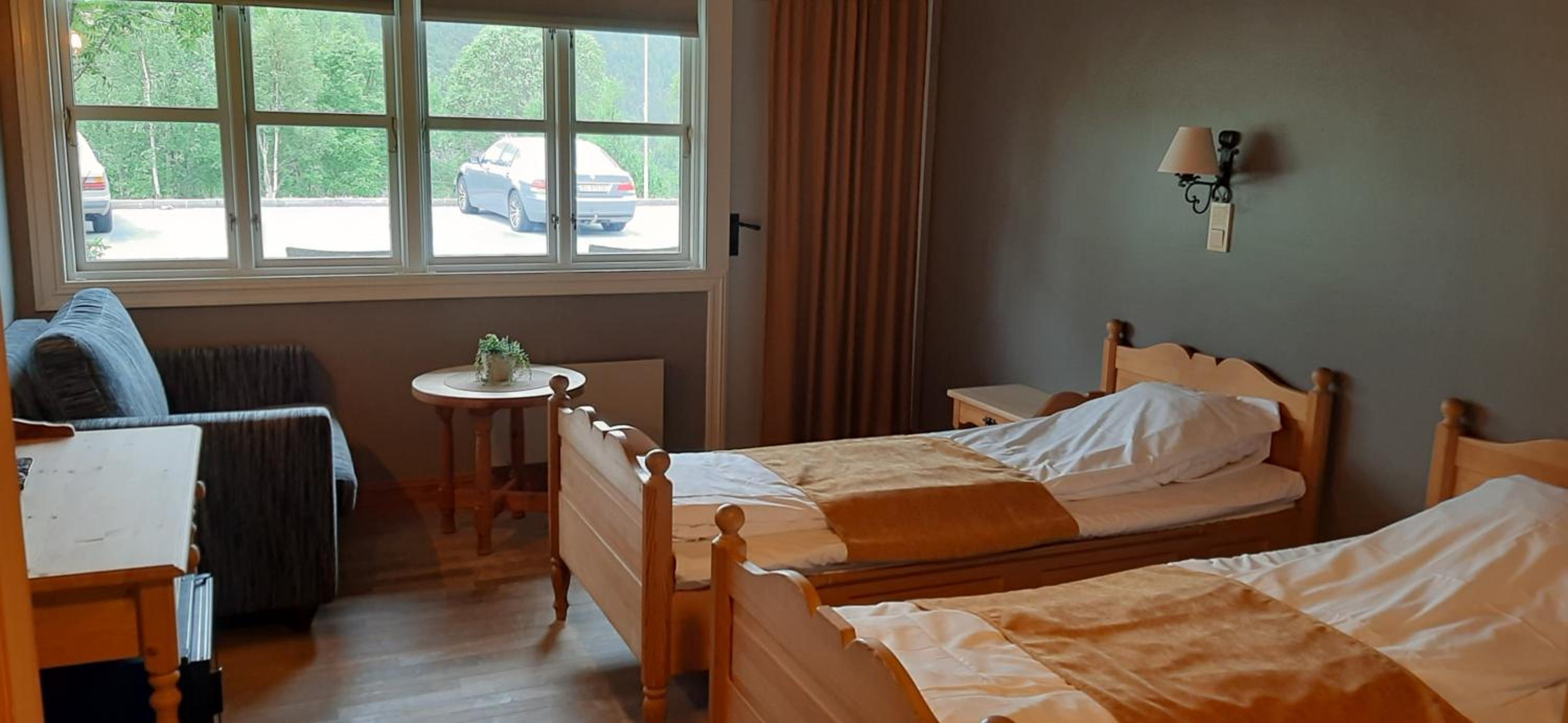 Double Room - Photo 3