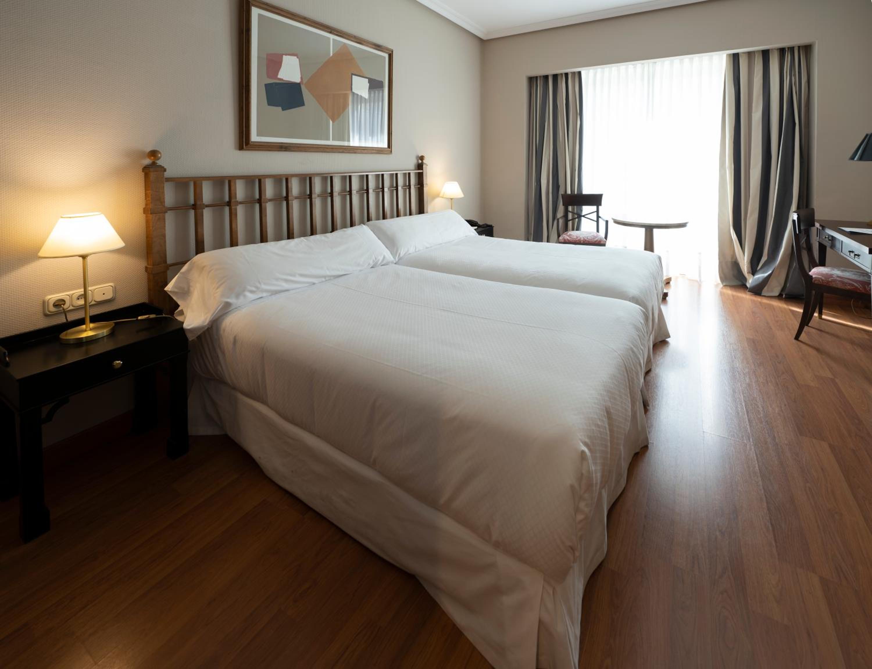 Double Room - Photo 10