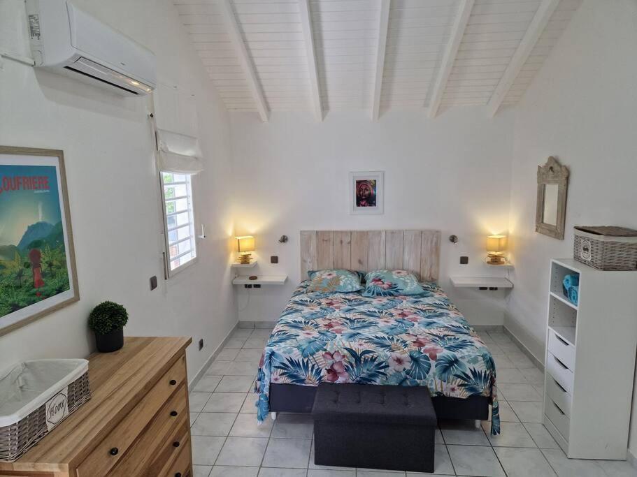 Three-Bedroom Villa photo 1