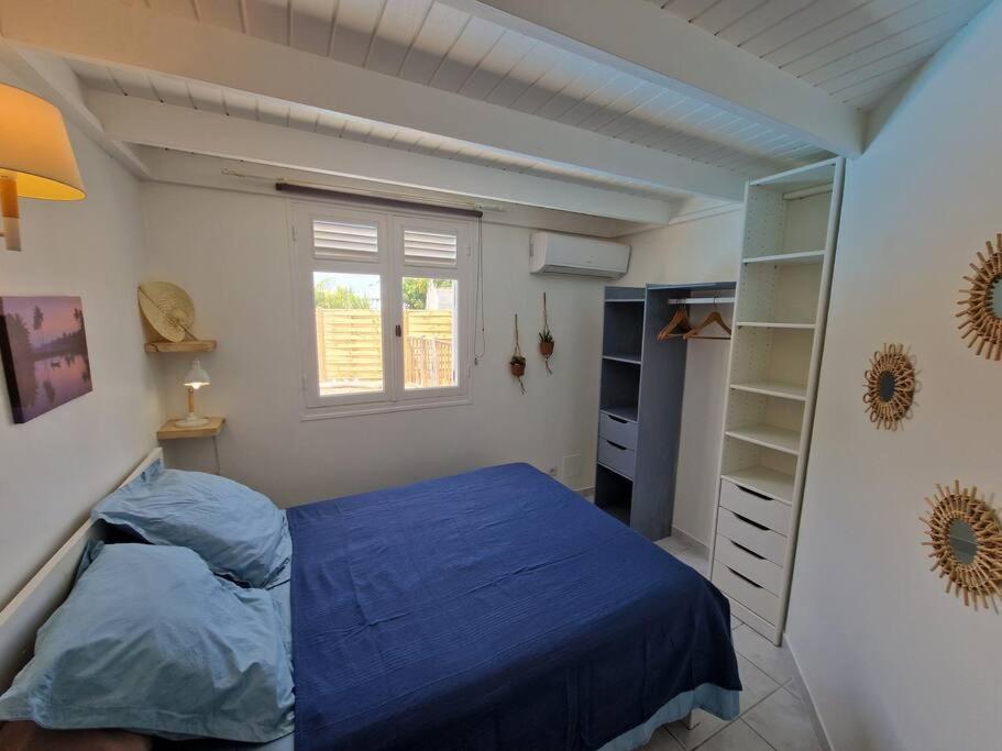 Three-Bedroom Villa photo 3