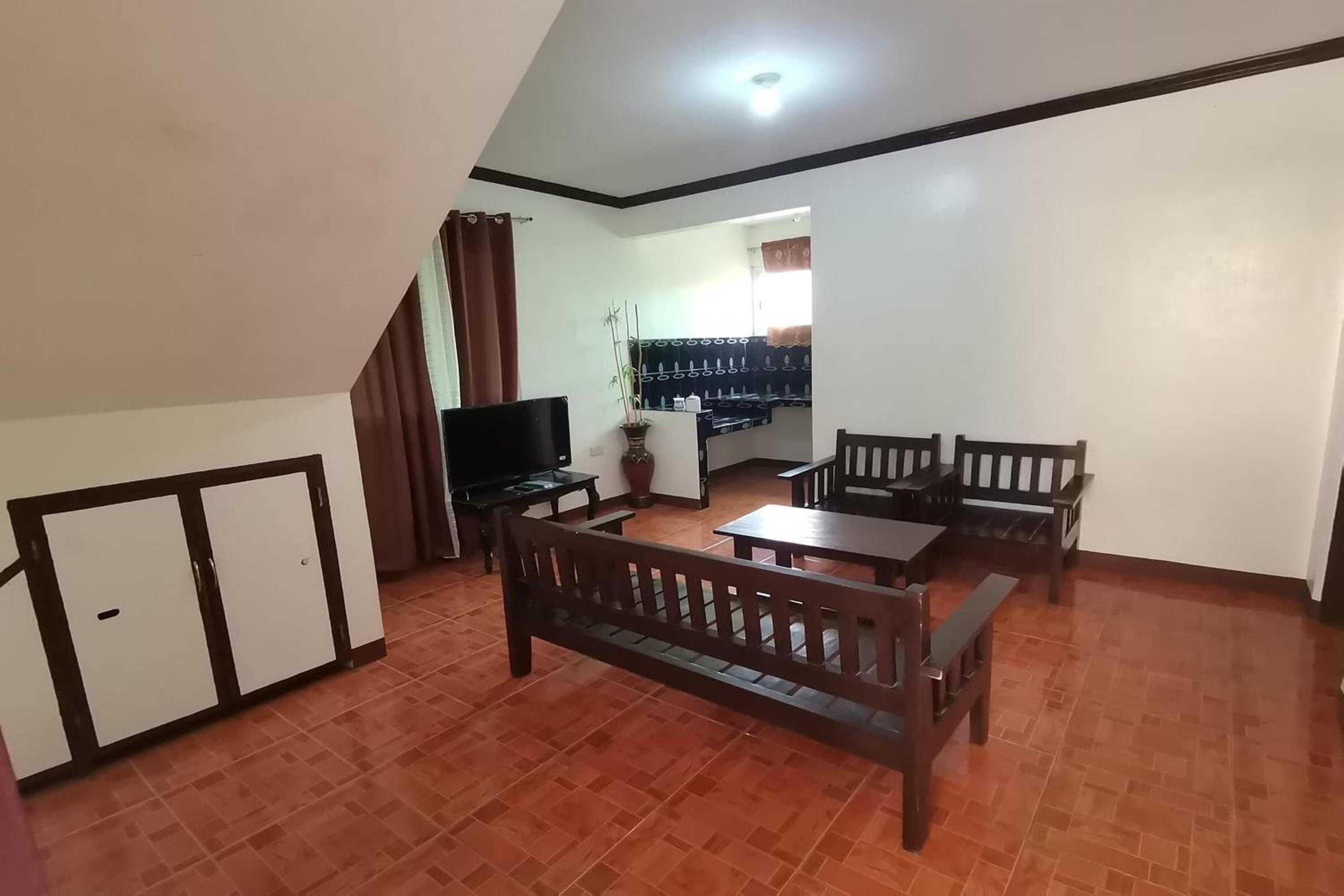 Family Room photo 2