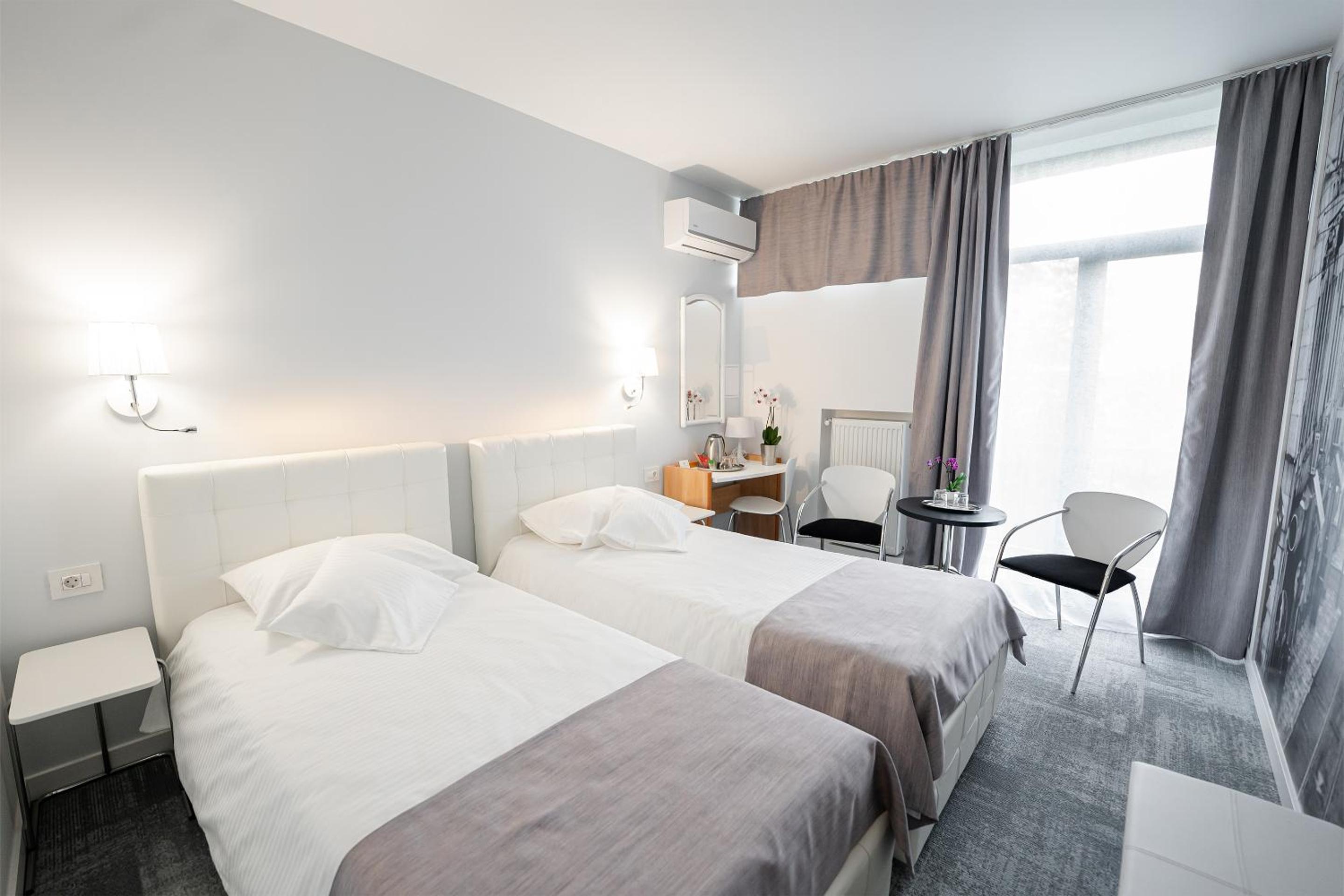 Superior Twin Room photo 1