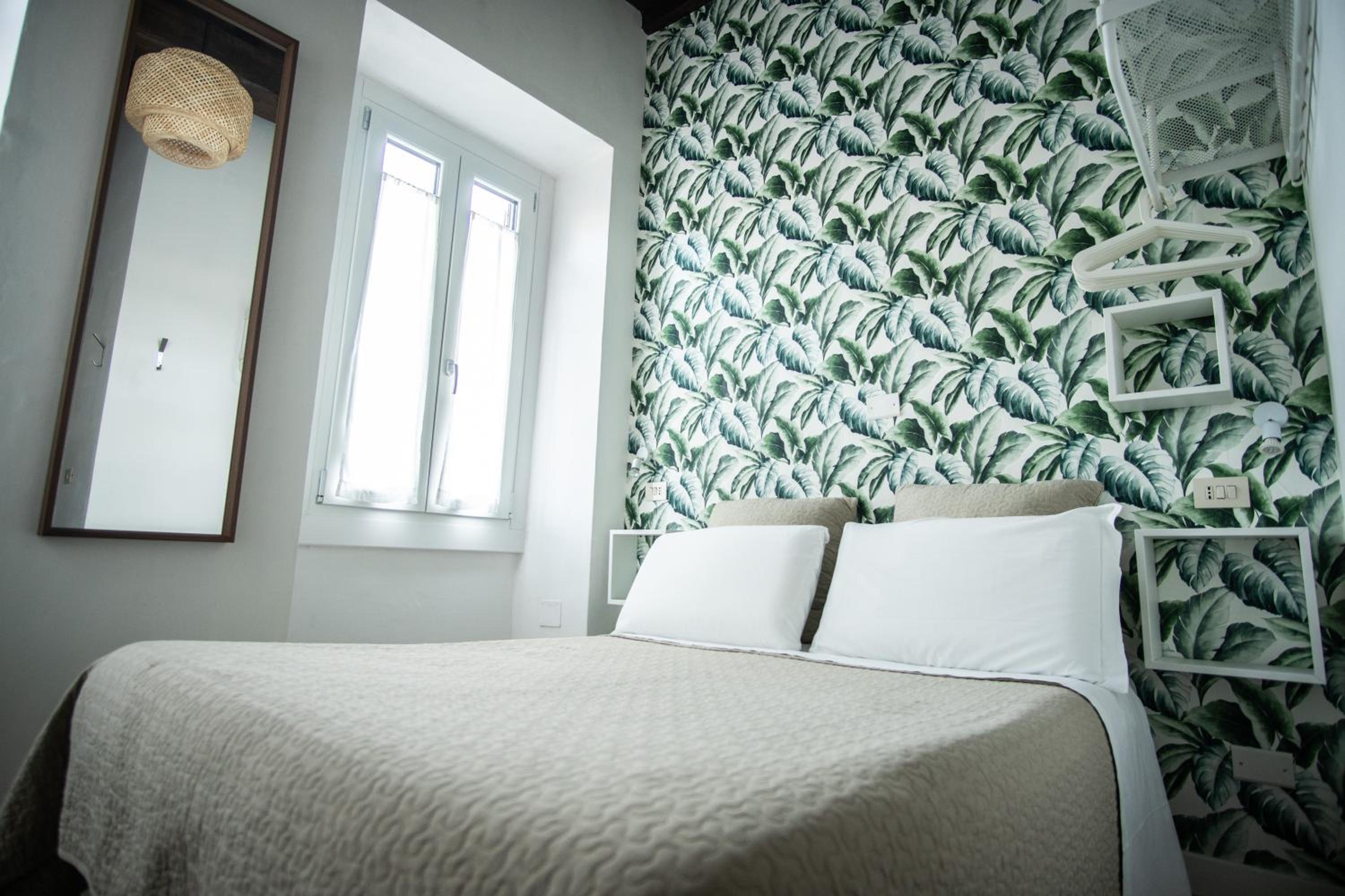 Small Double Room photo 3