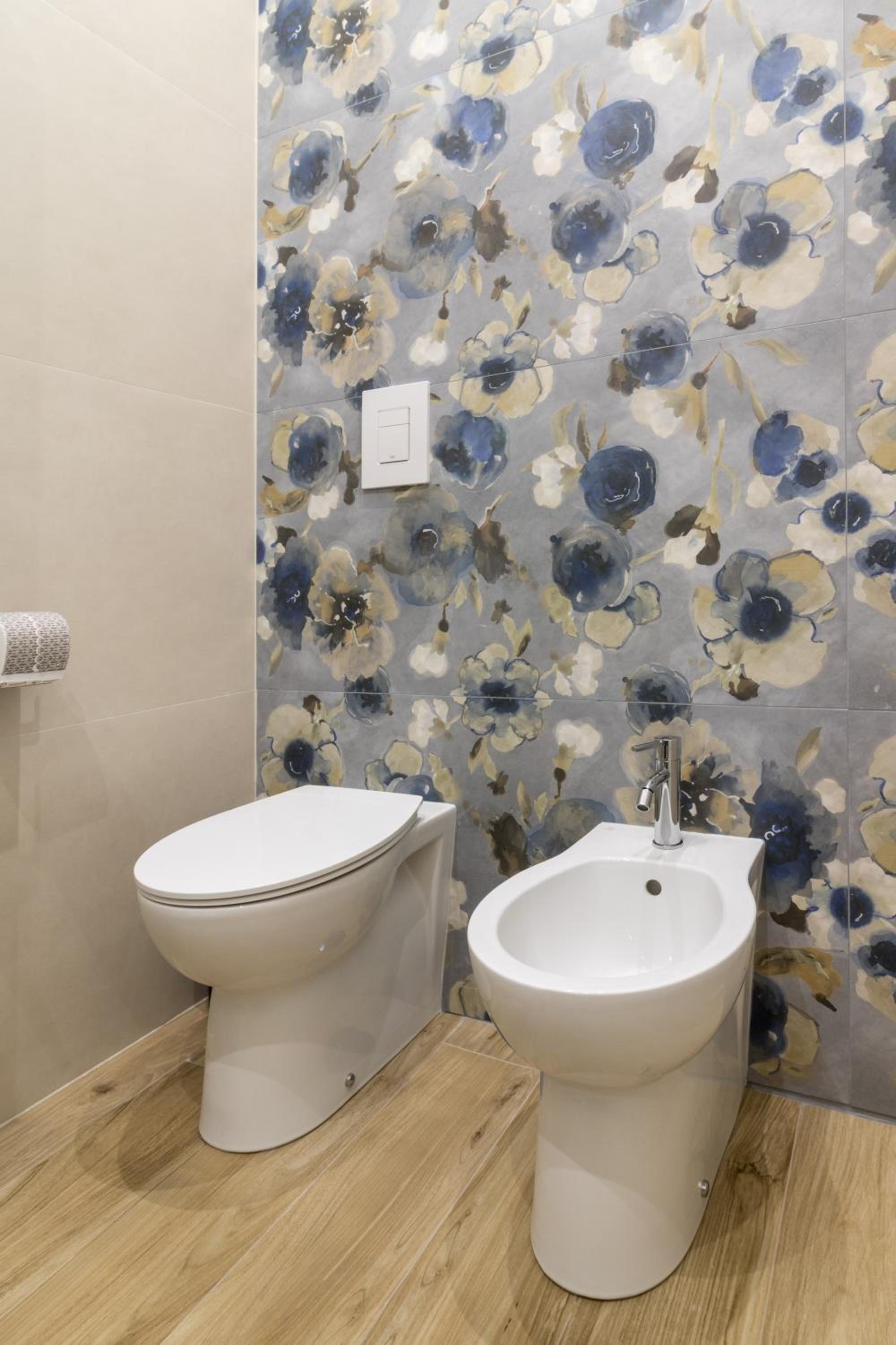 Standard Queen Room photo 3