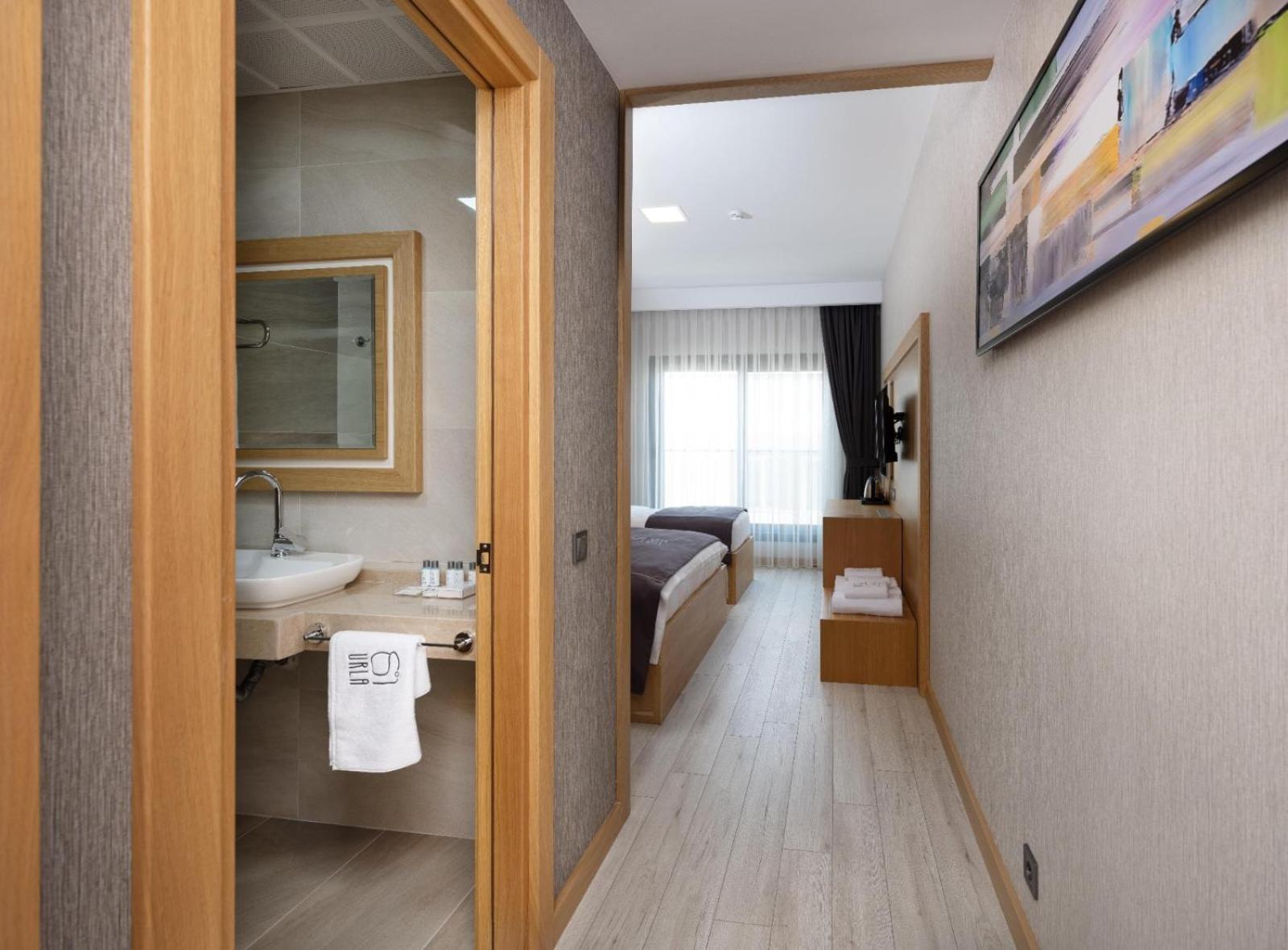 Standard Triple Room - Photo 4