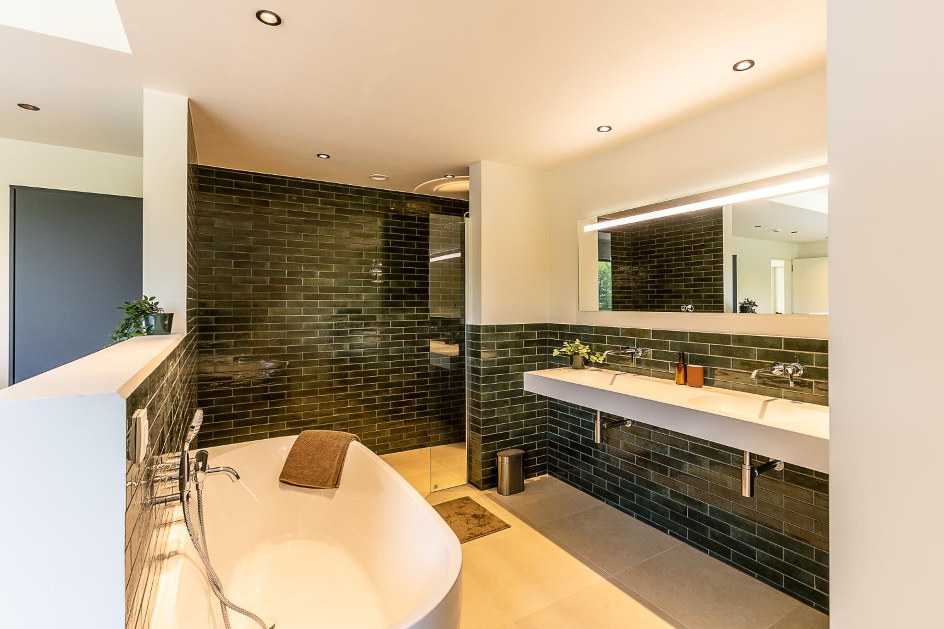 Villa photo 3