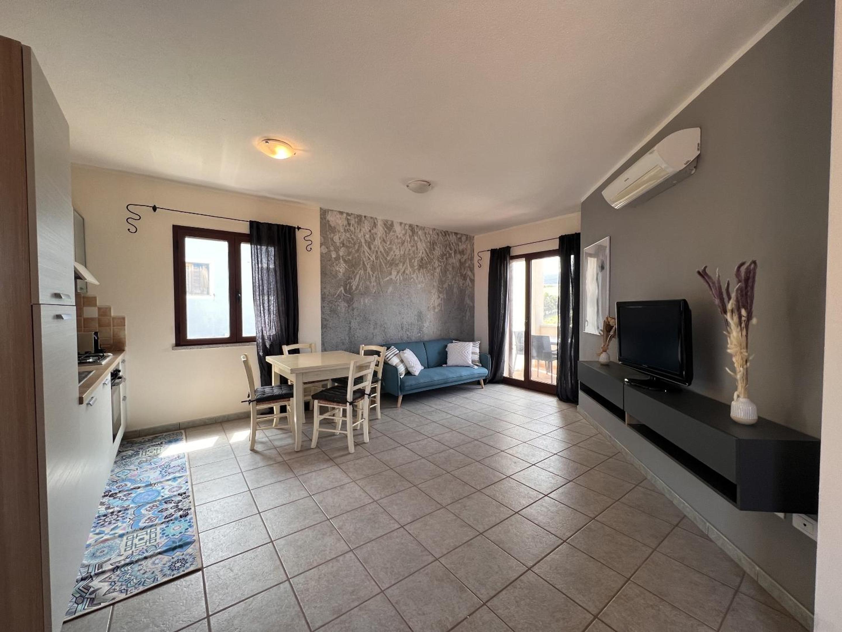 Two-Bedroom Apartment with Balcony photo 1