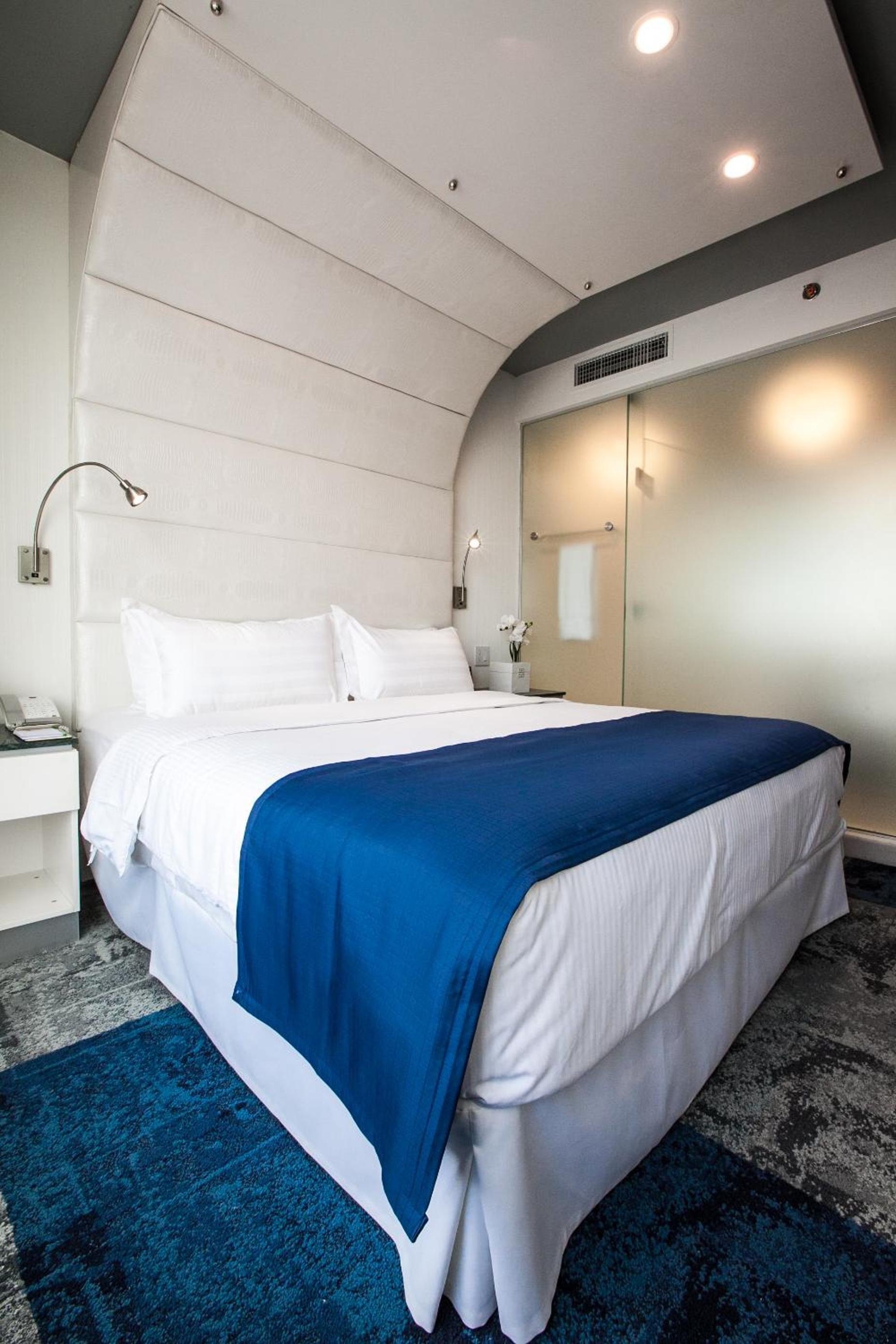 Superior King Room photo 1