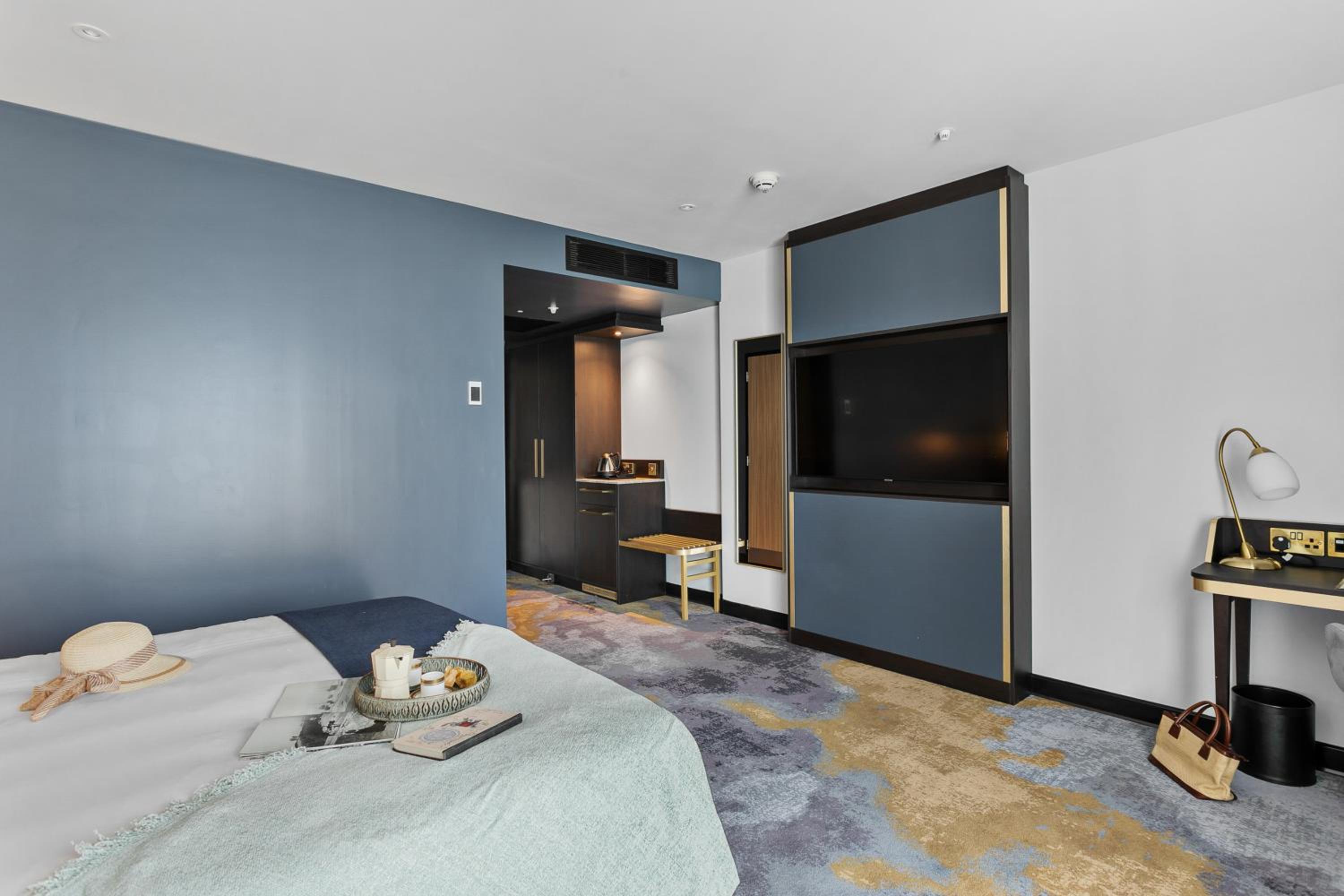Classic Double Room - Accessible  - Photo 5