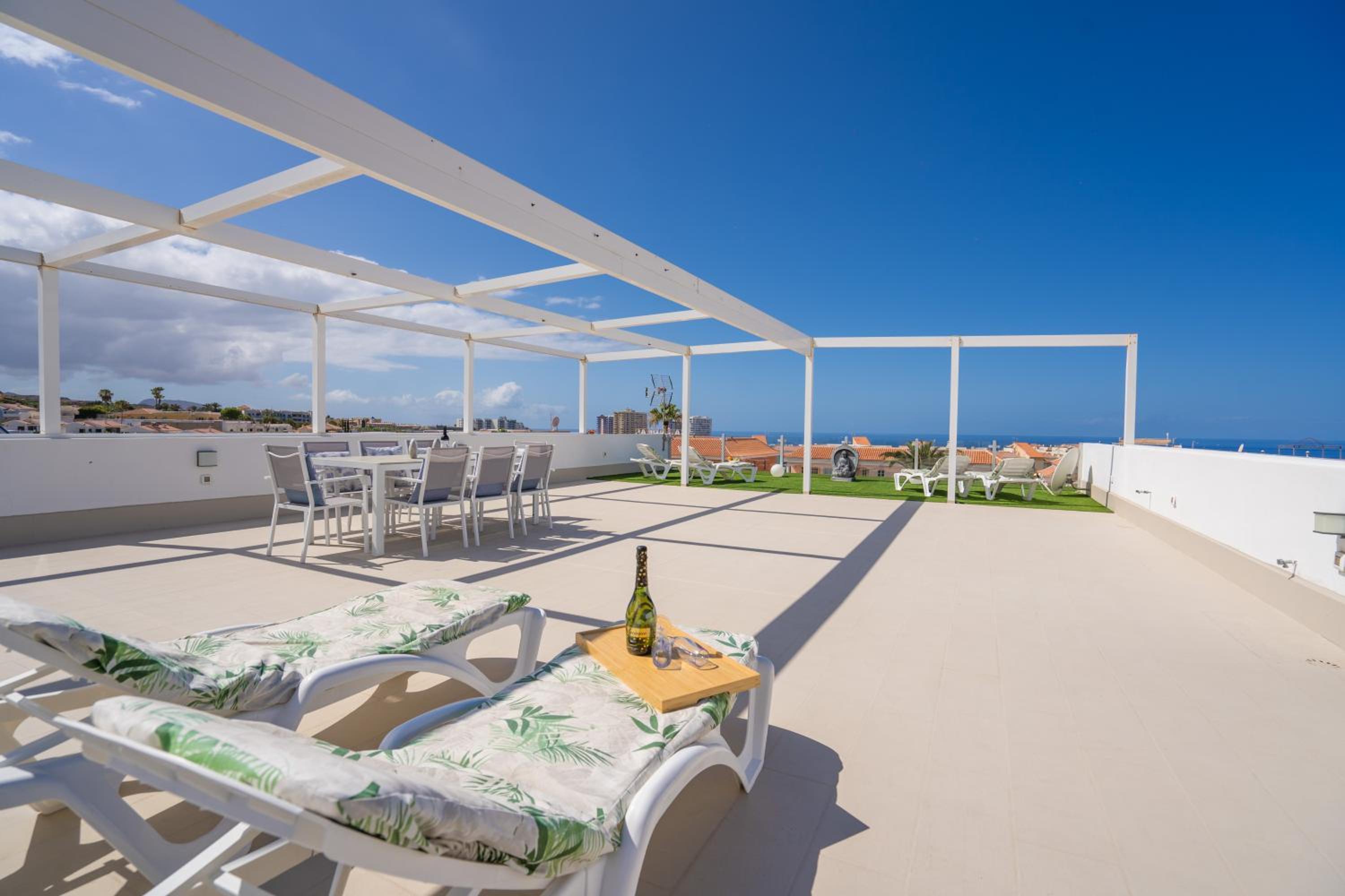 Villa with Sea View photo 3