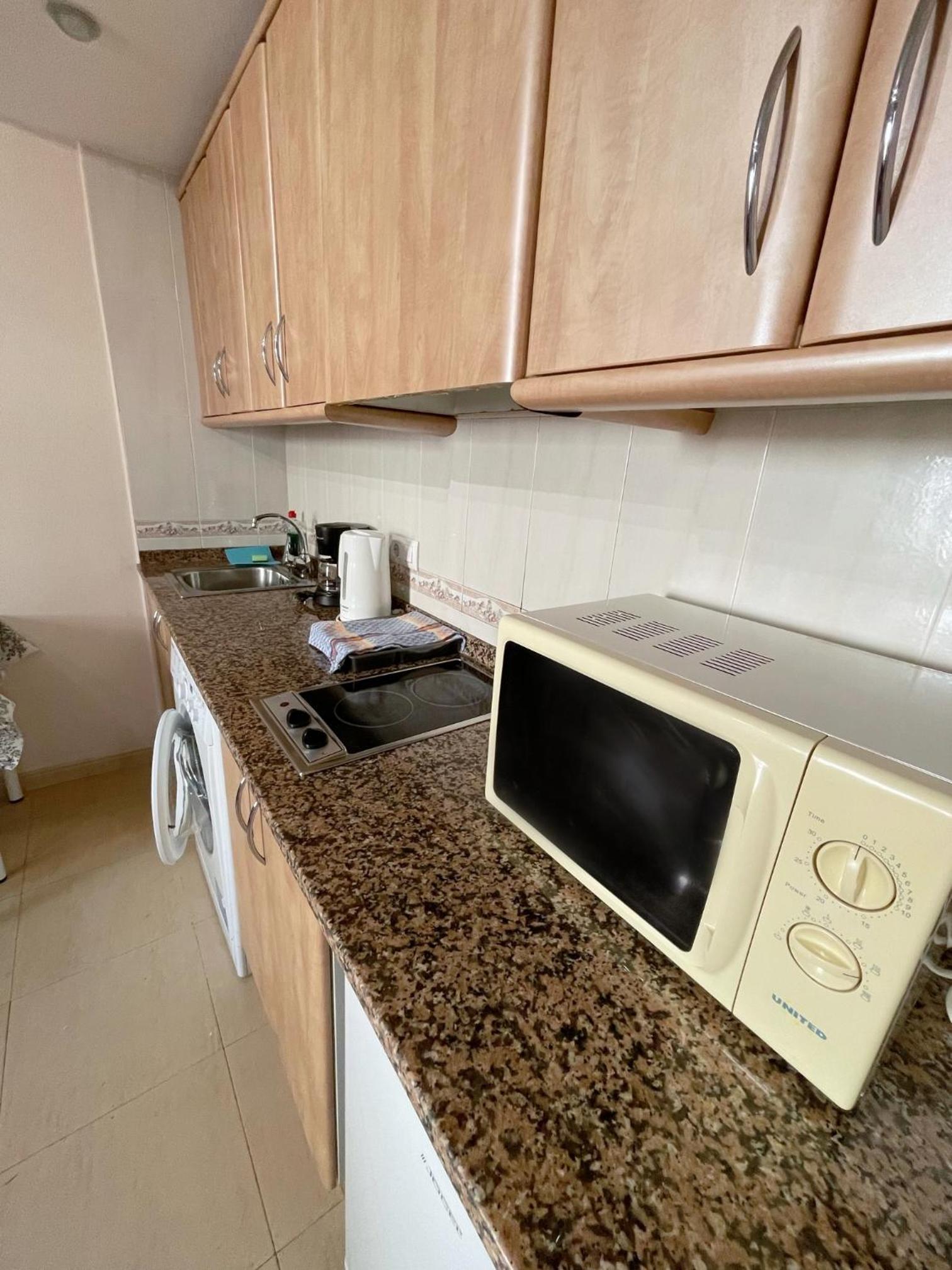 One-Bedroom Apartment (4 Adults) photo 2