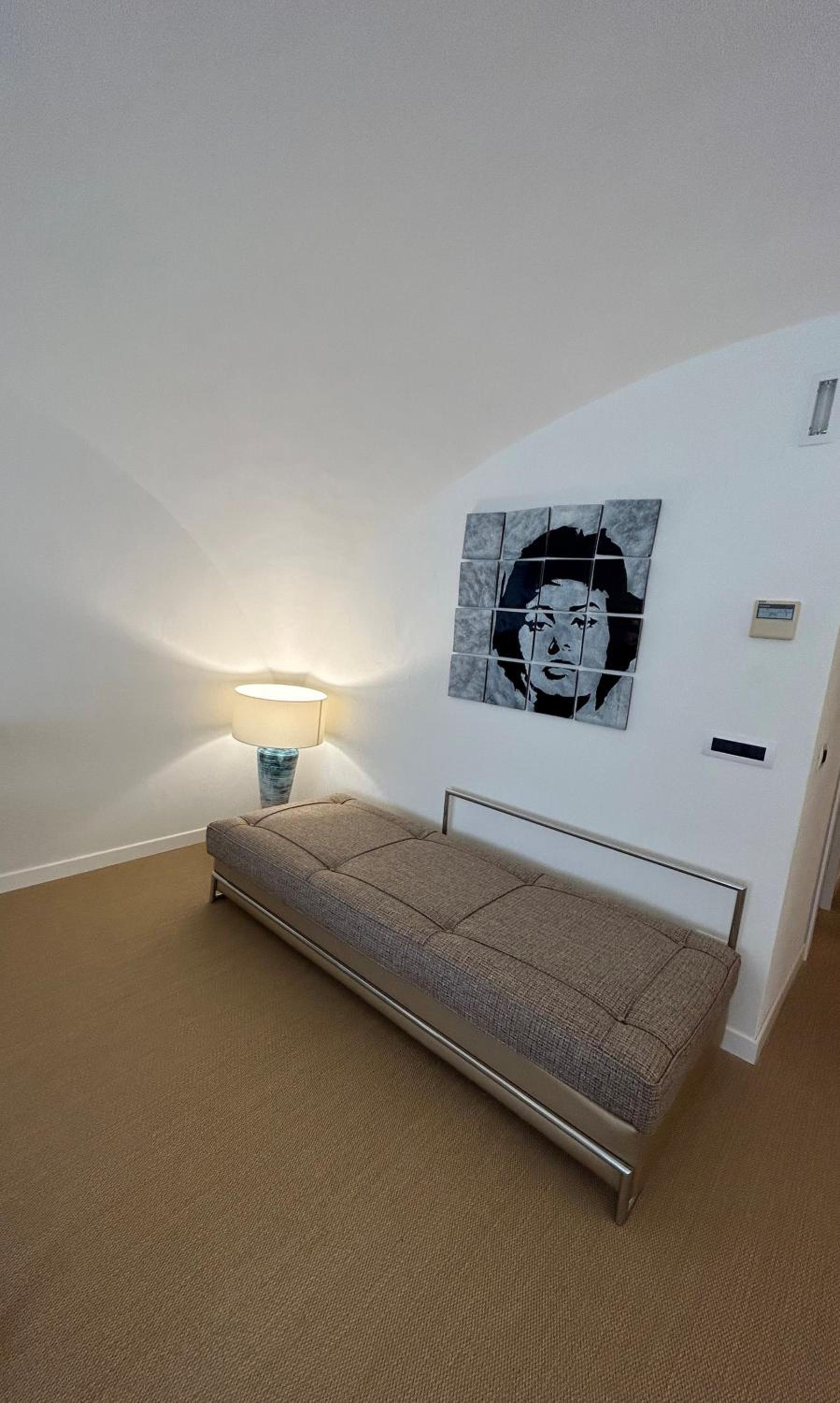Deluxe Room - Photo 15
