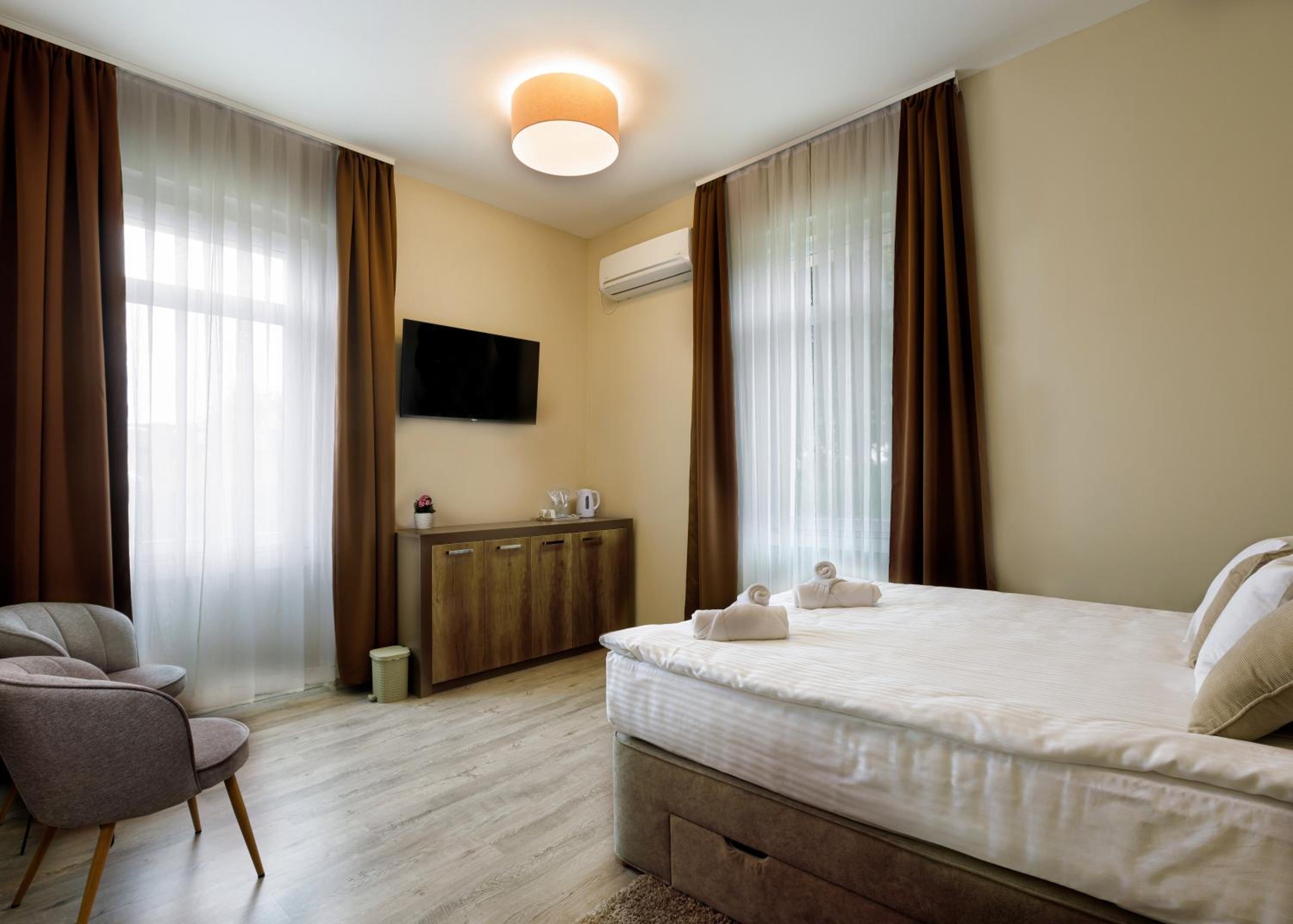 Deluxe Double Room photo 3