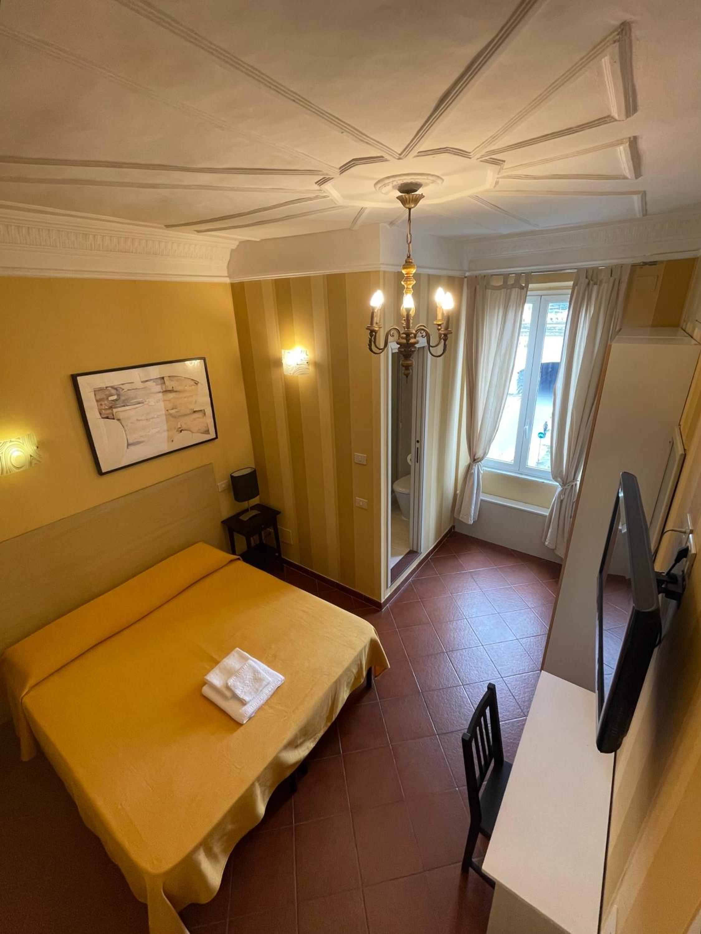 Double or Twin Room photo 1