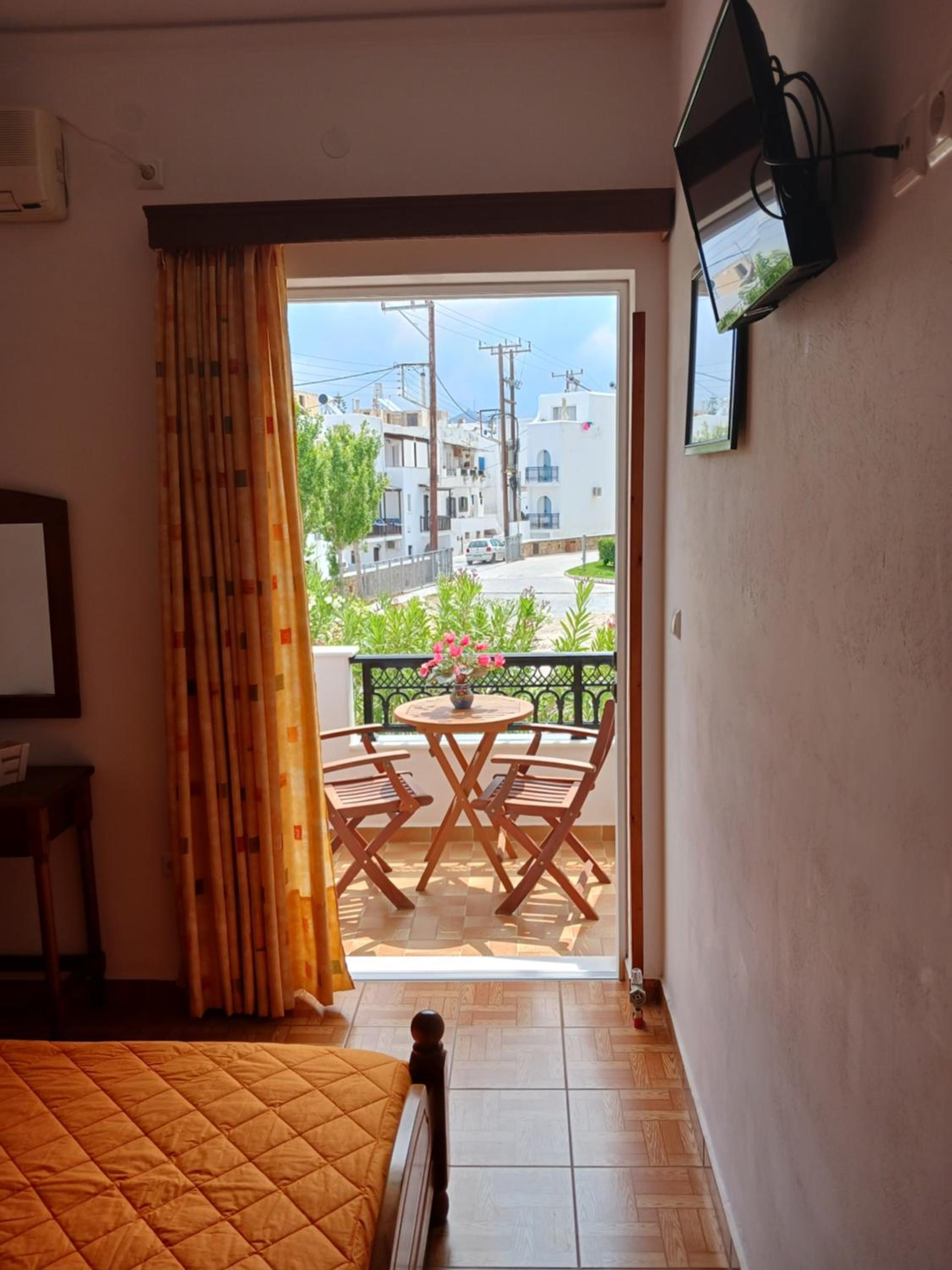 Double Room with Balcony photo 2