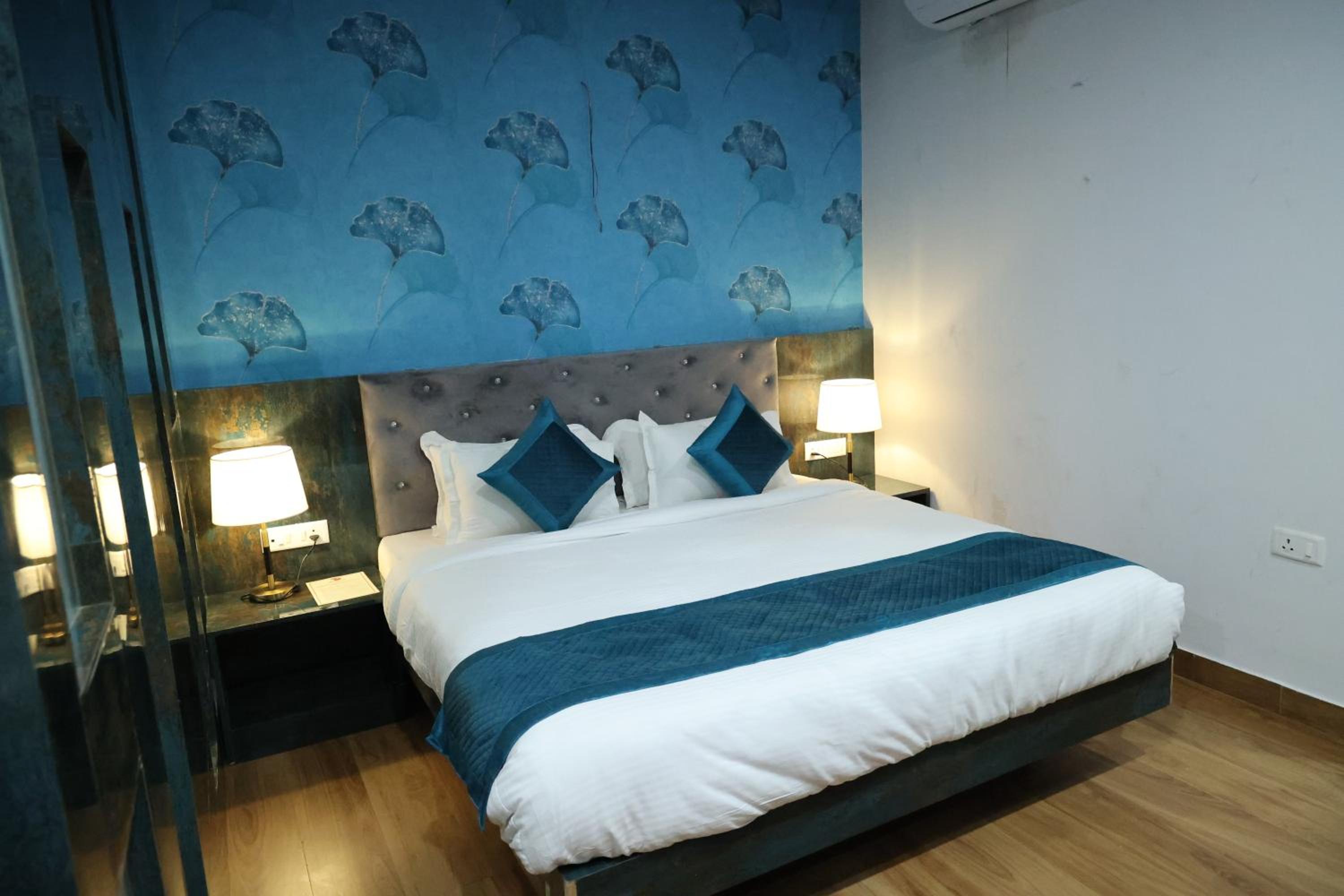 Double Room - Photo 4