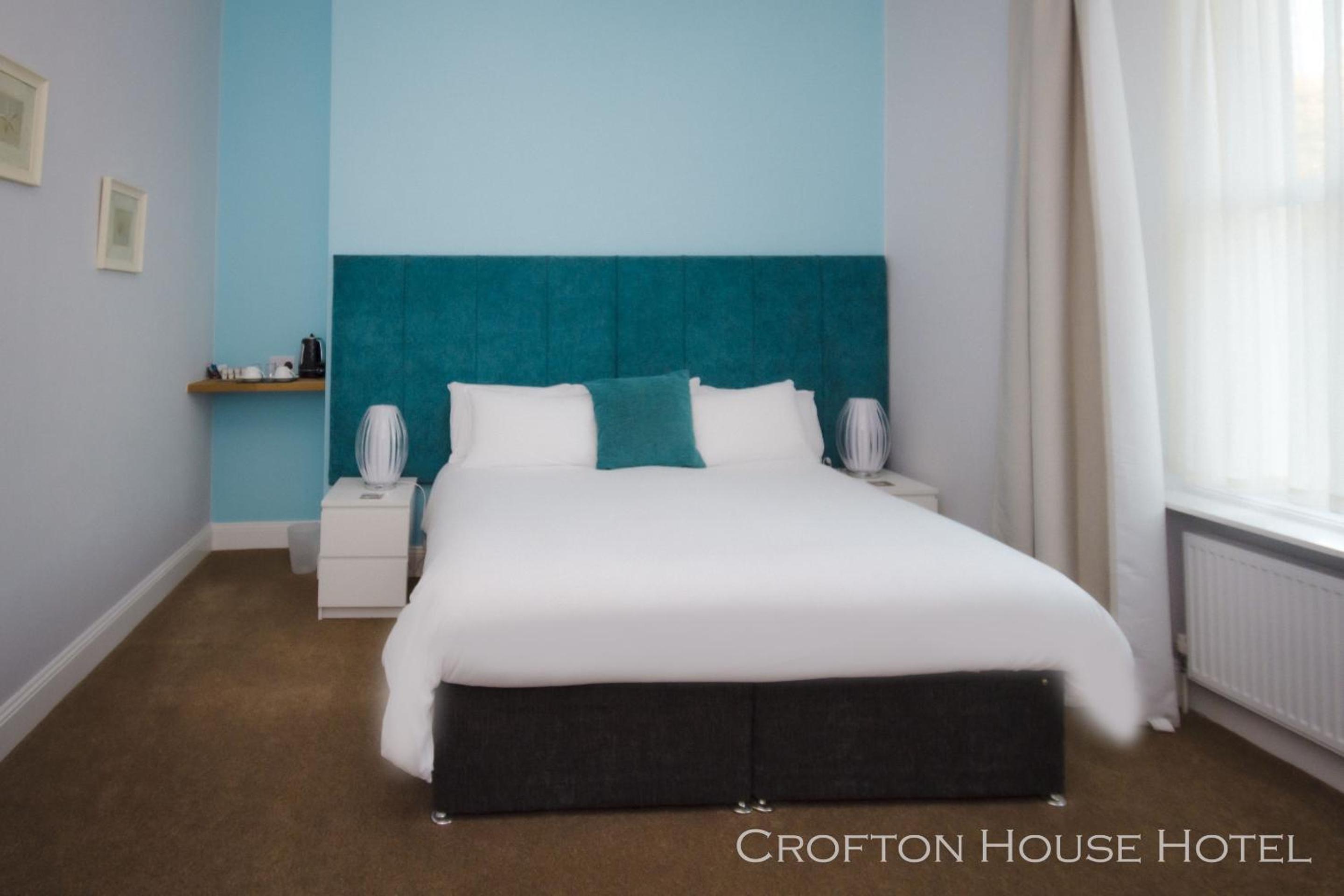 Standard Suite - Photo 2