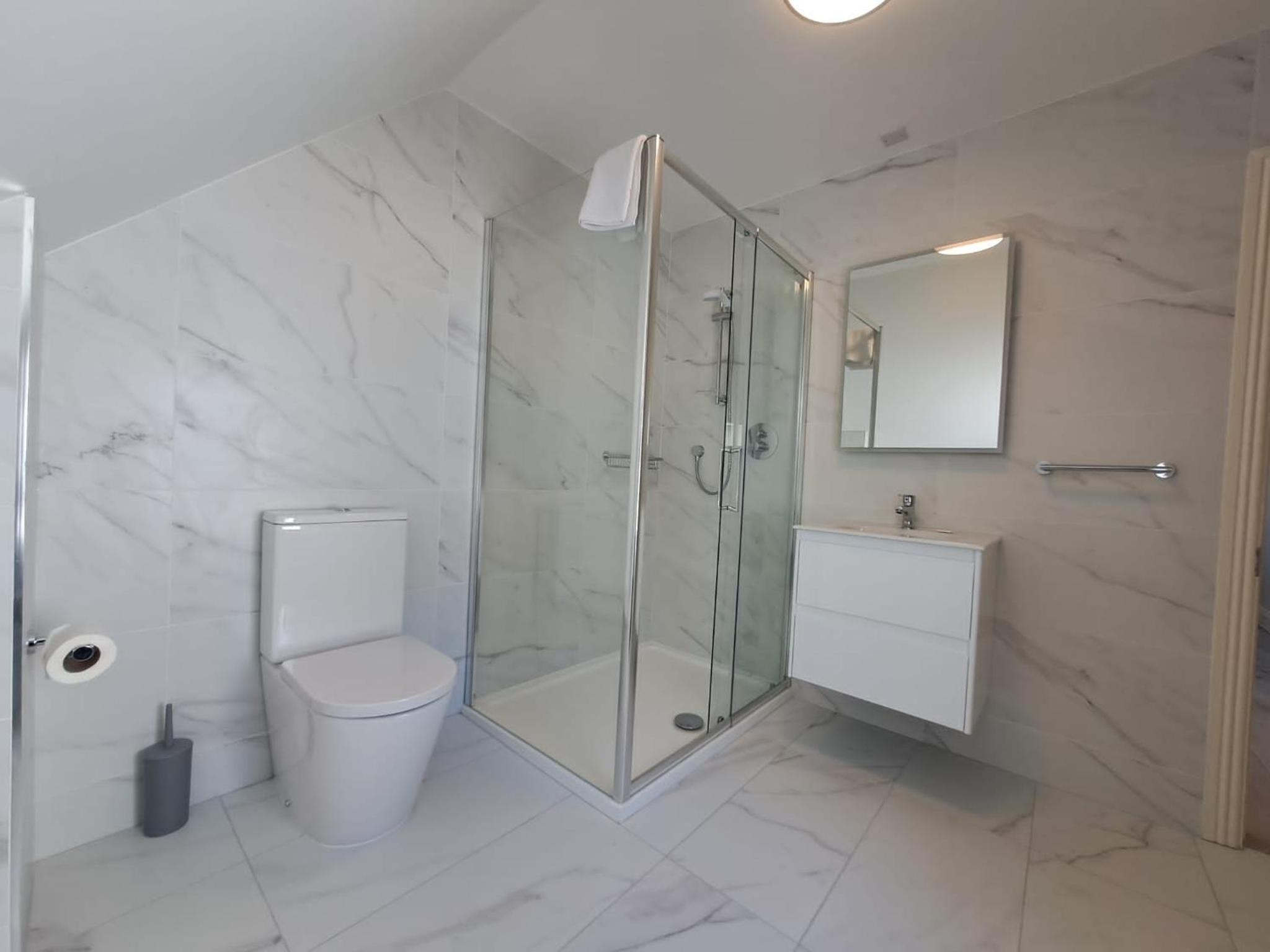 Apartment - Split Level - Photo 6