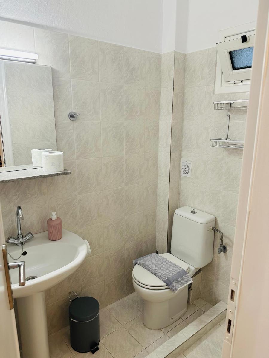 Classic Quadruple Room - Photo 7