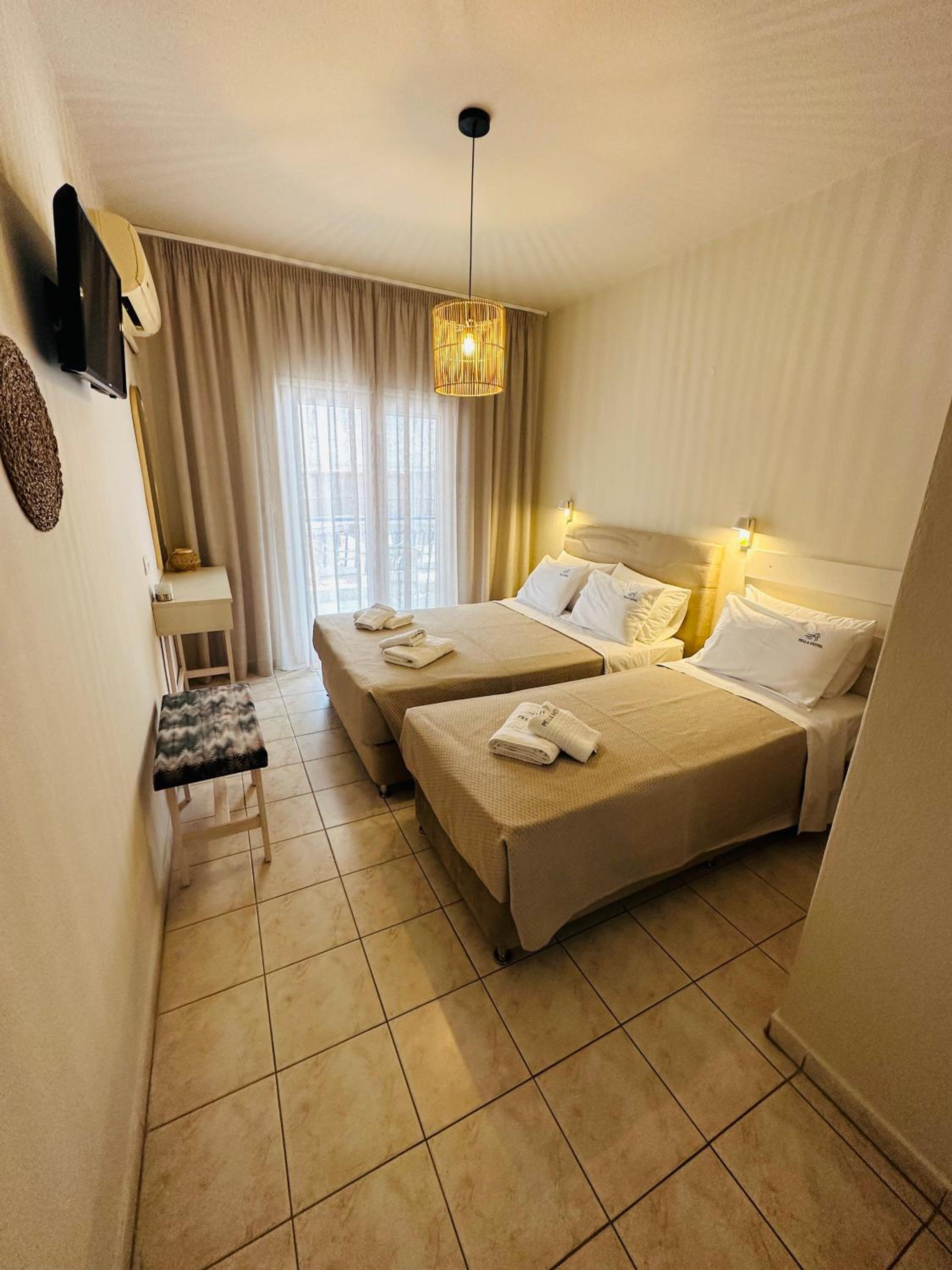 Standard Triple Room photo 2