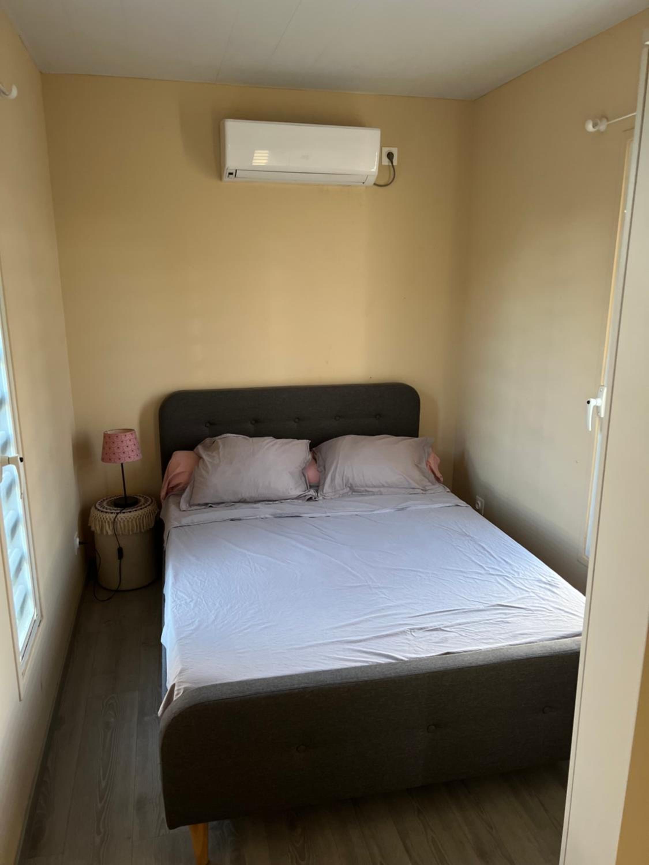 One-Bedroom House photo 2