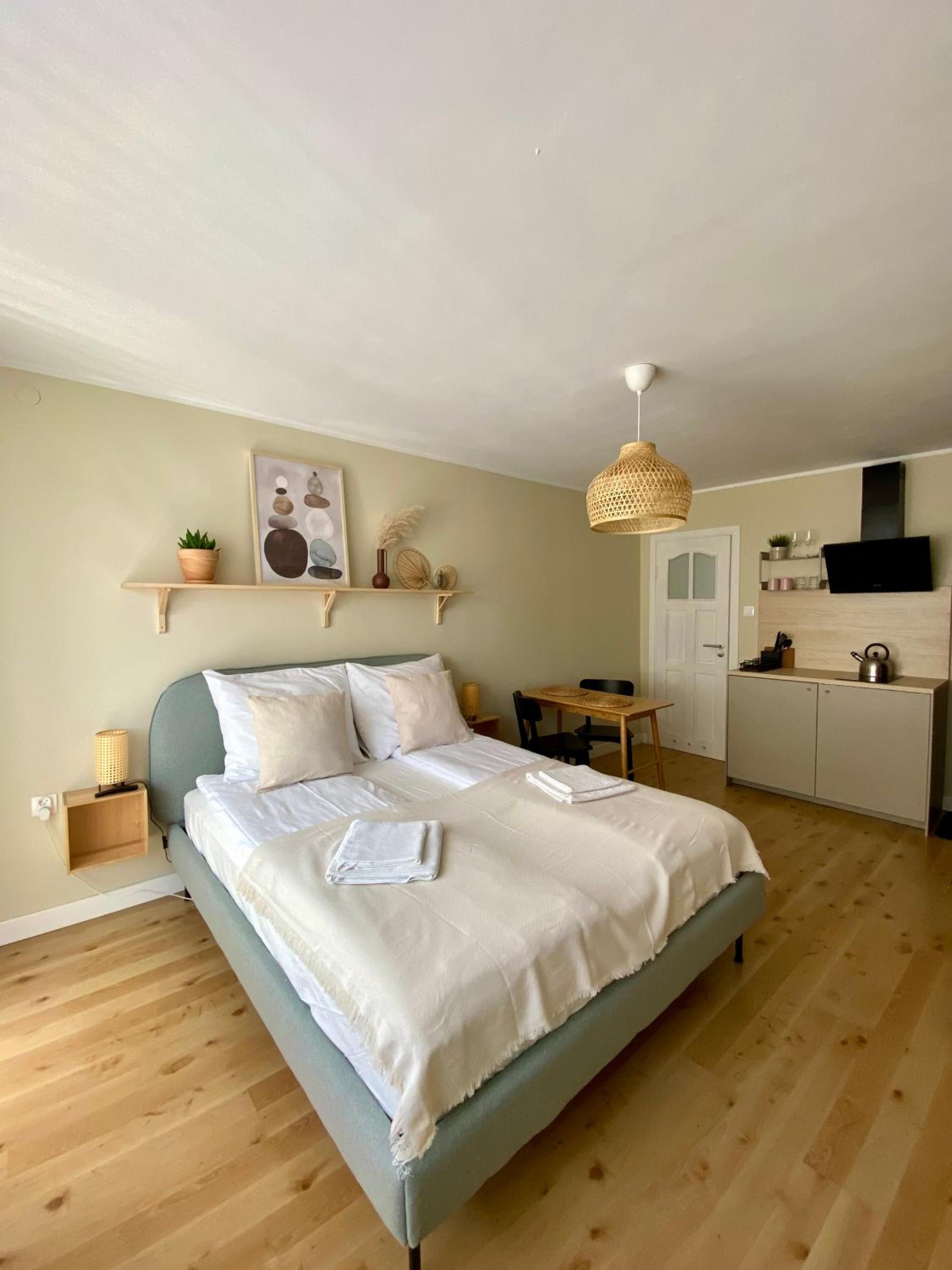 Deluxe Double Room with Balcony photo 3