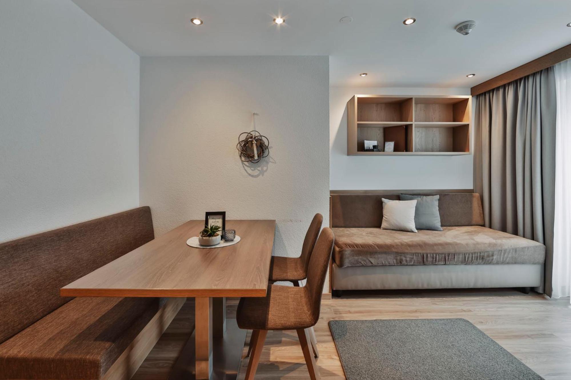 Apartment with Terrace photo 2