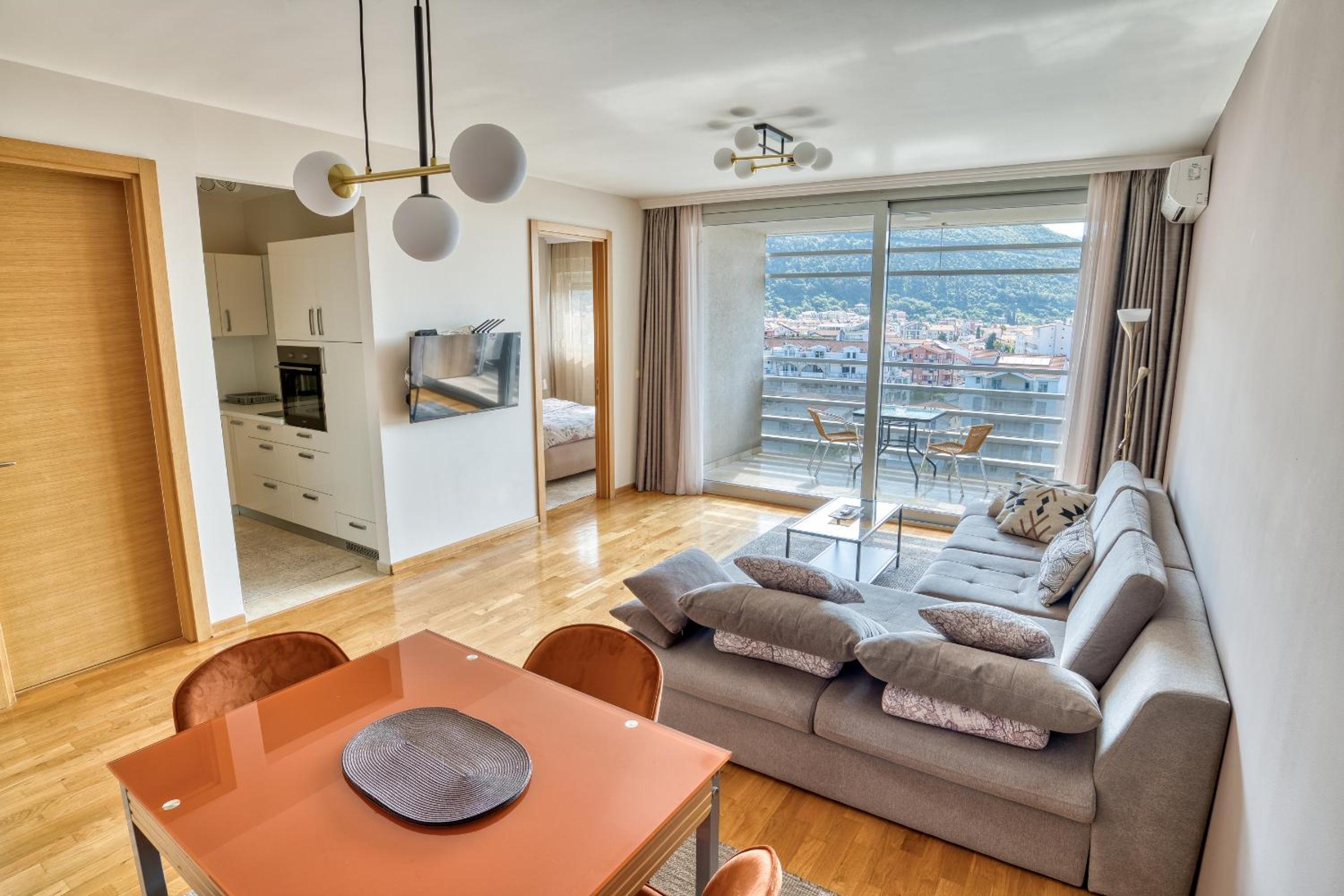 Apartment with Sea View