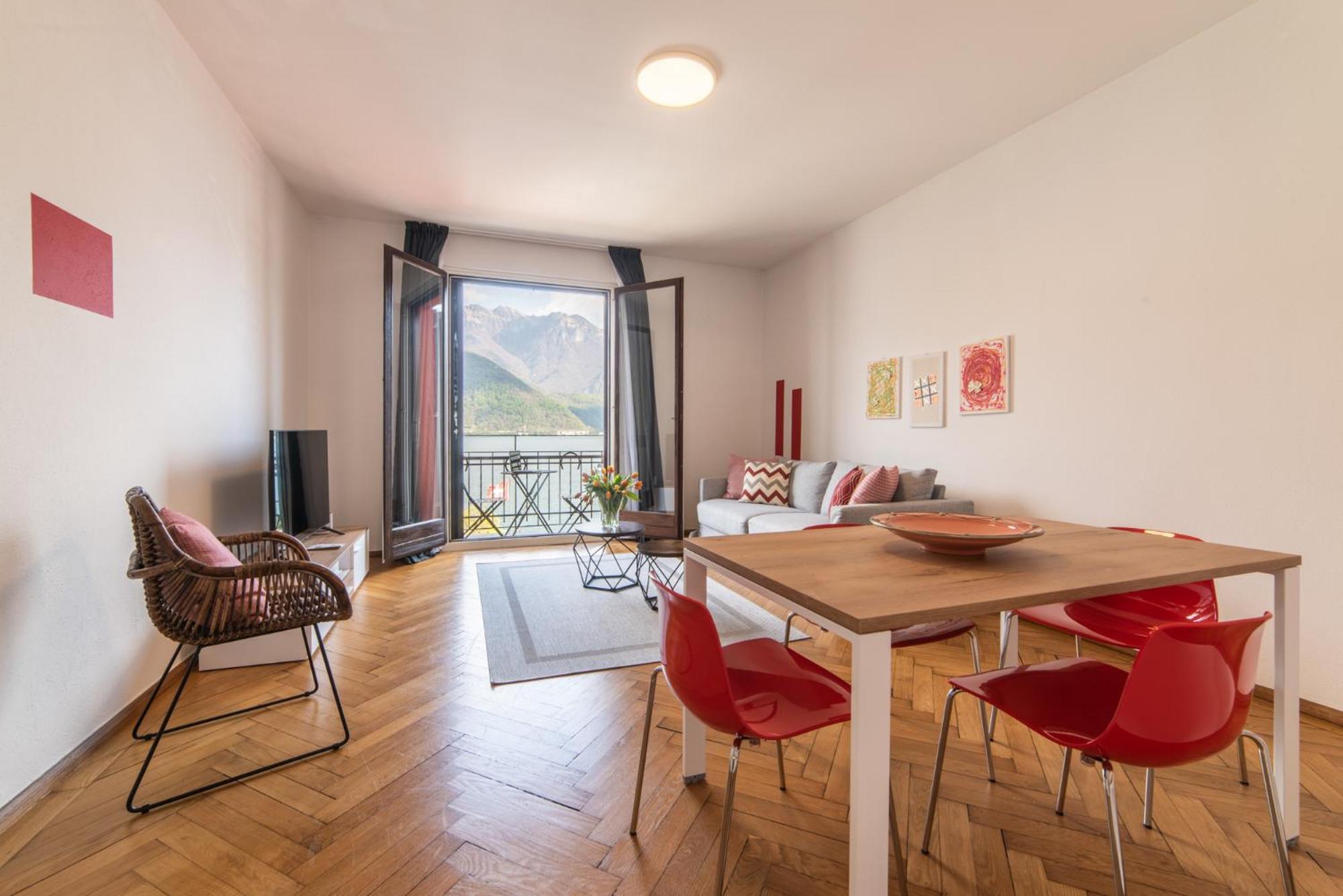 Two-Bedroom Apartment with Balcony photo 1